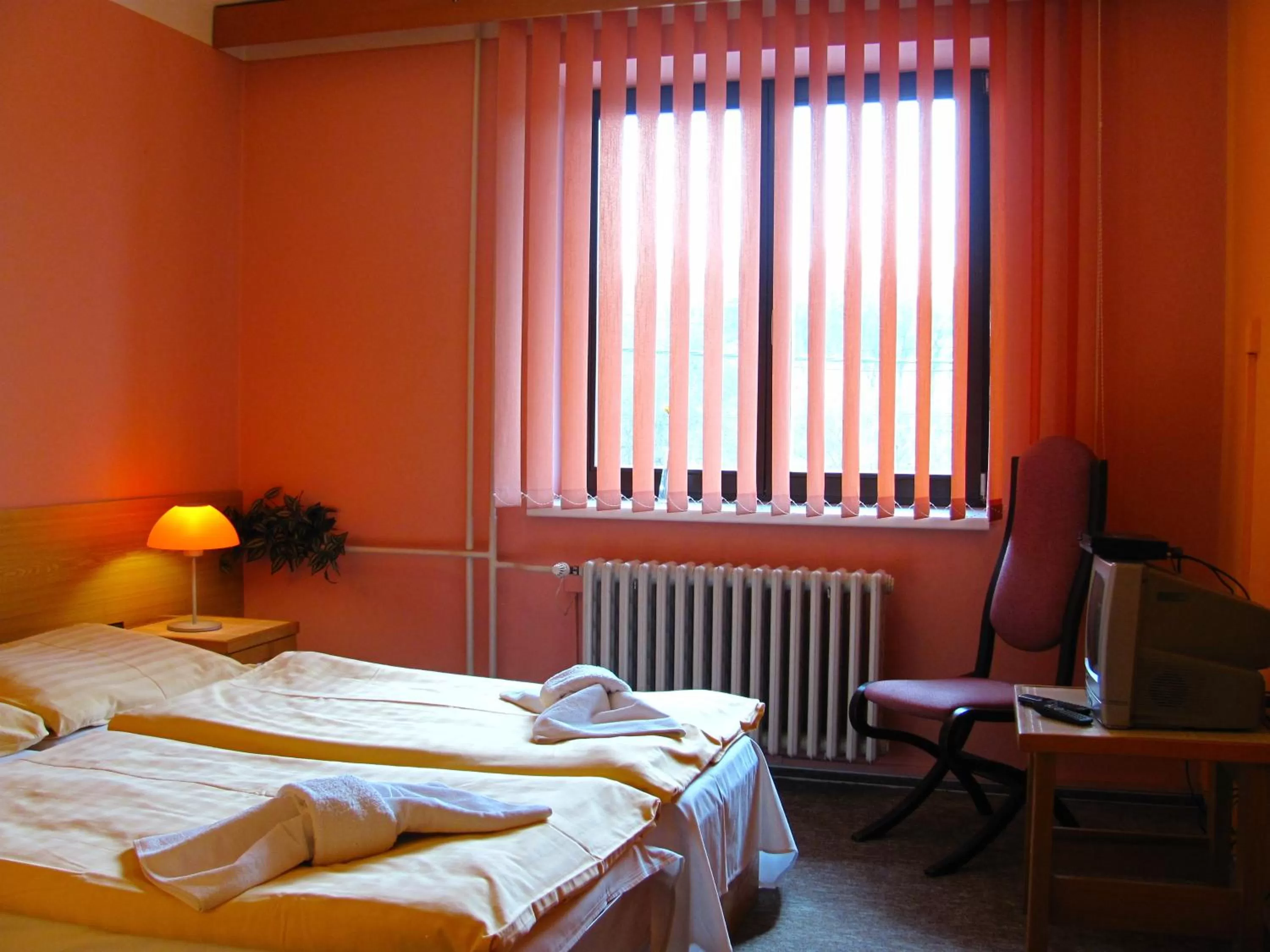 Photo of the whole room, Bed in Hotel Isora