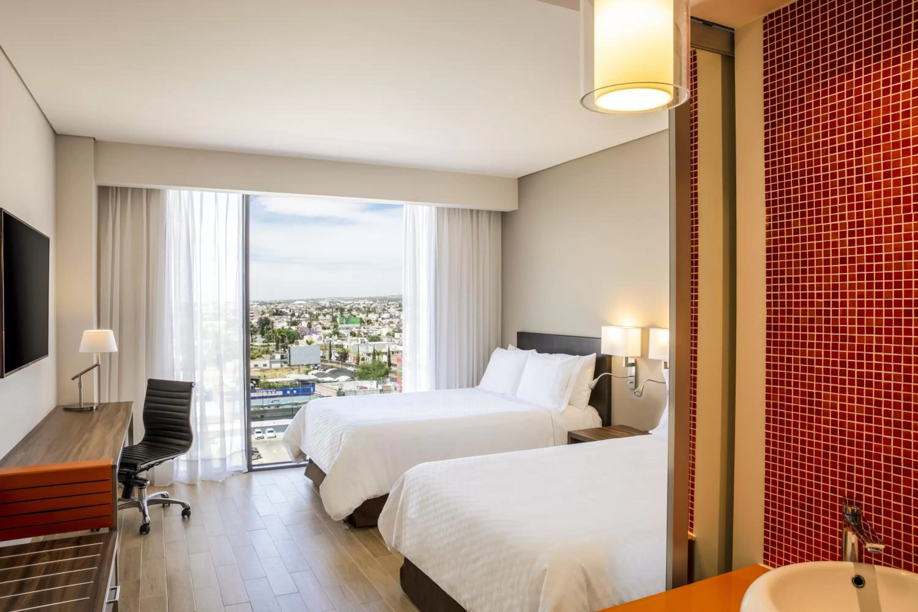 Bedroom, Bed in Fiesta Inn Aguascalientes Patio