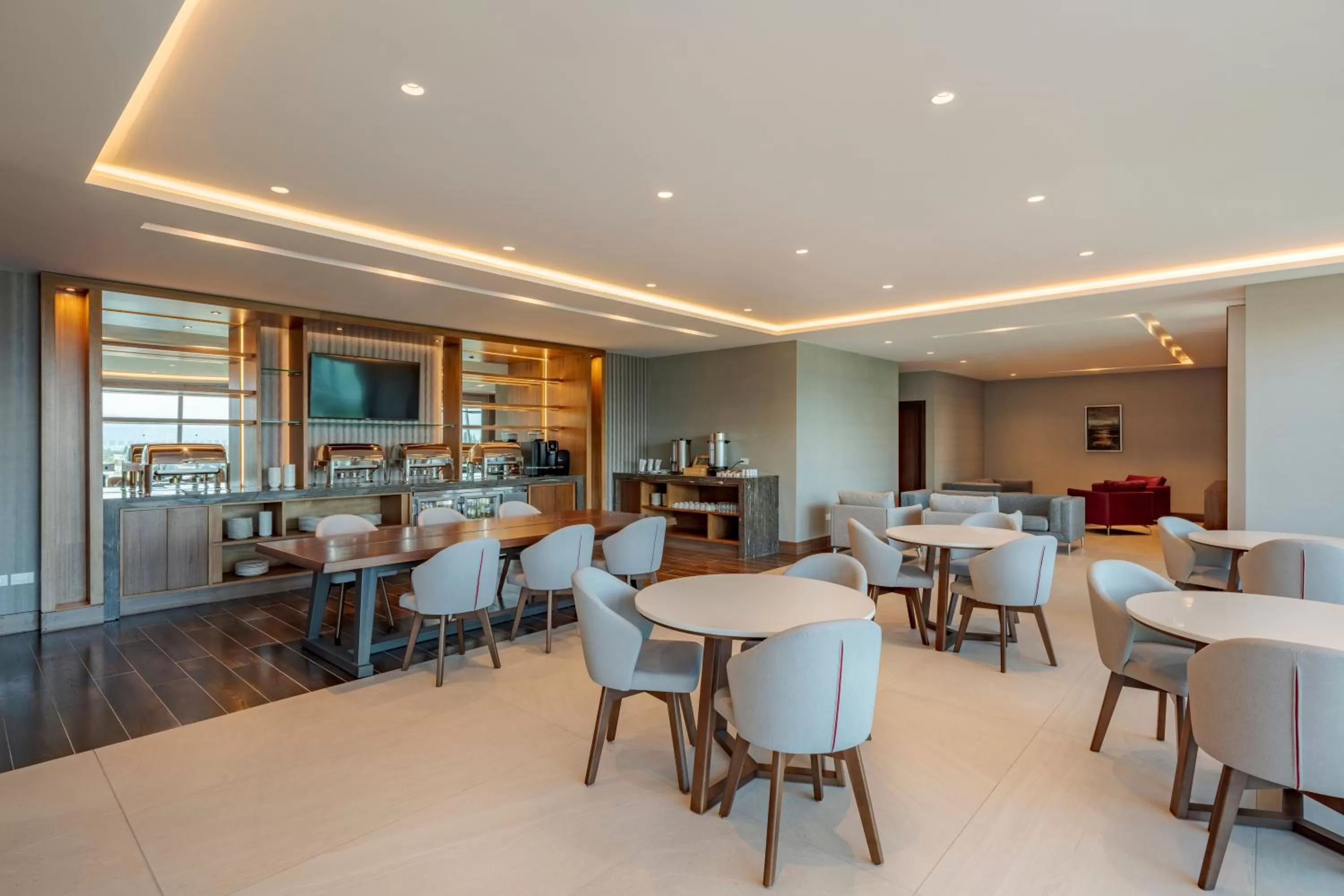 Restaurant/places to eat in Holiday Inn - Quito Airport by IHG