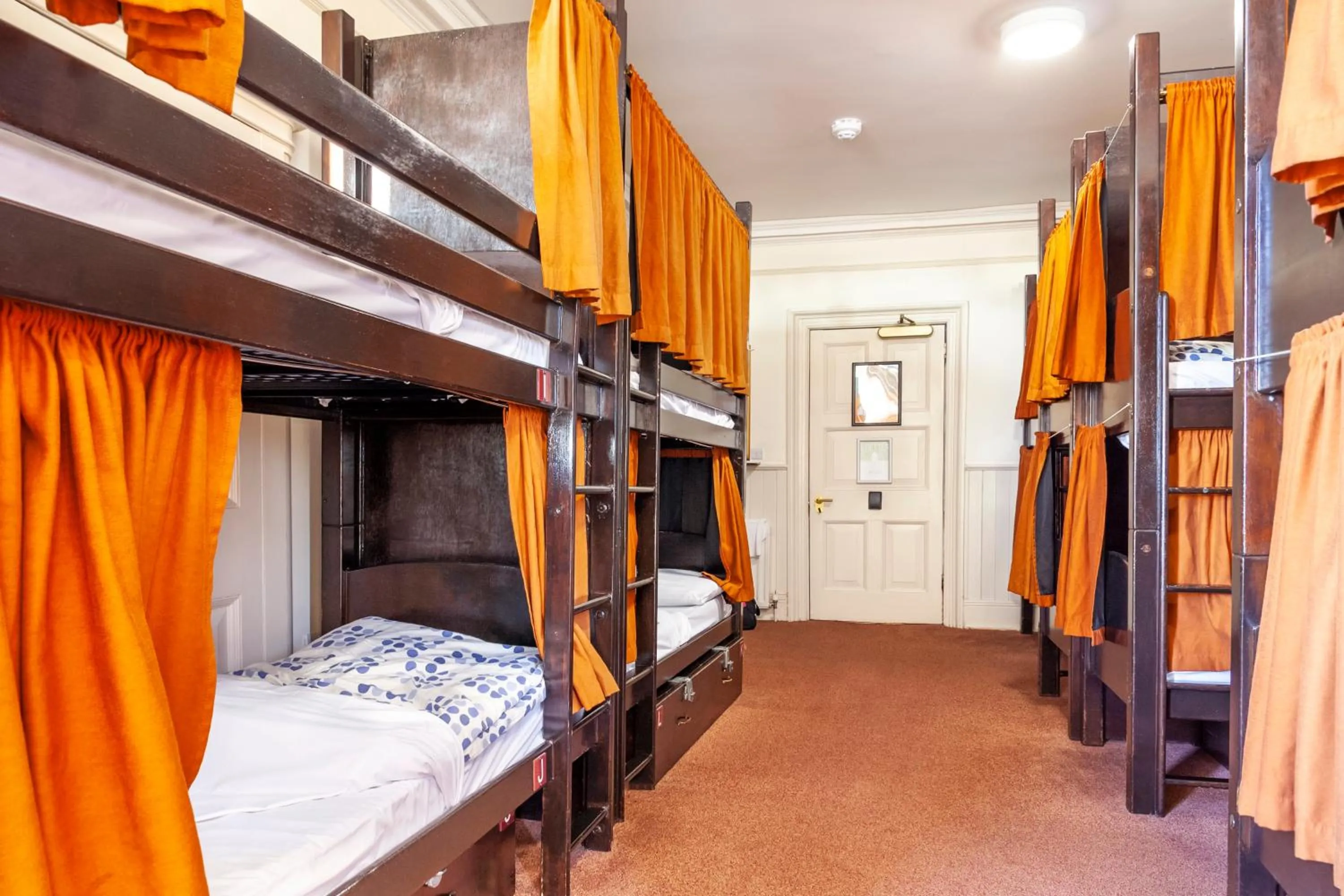 bunk bed, Bed in Palmers Lodge Swiss Cottage
