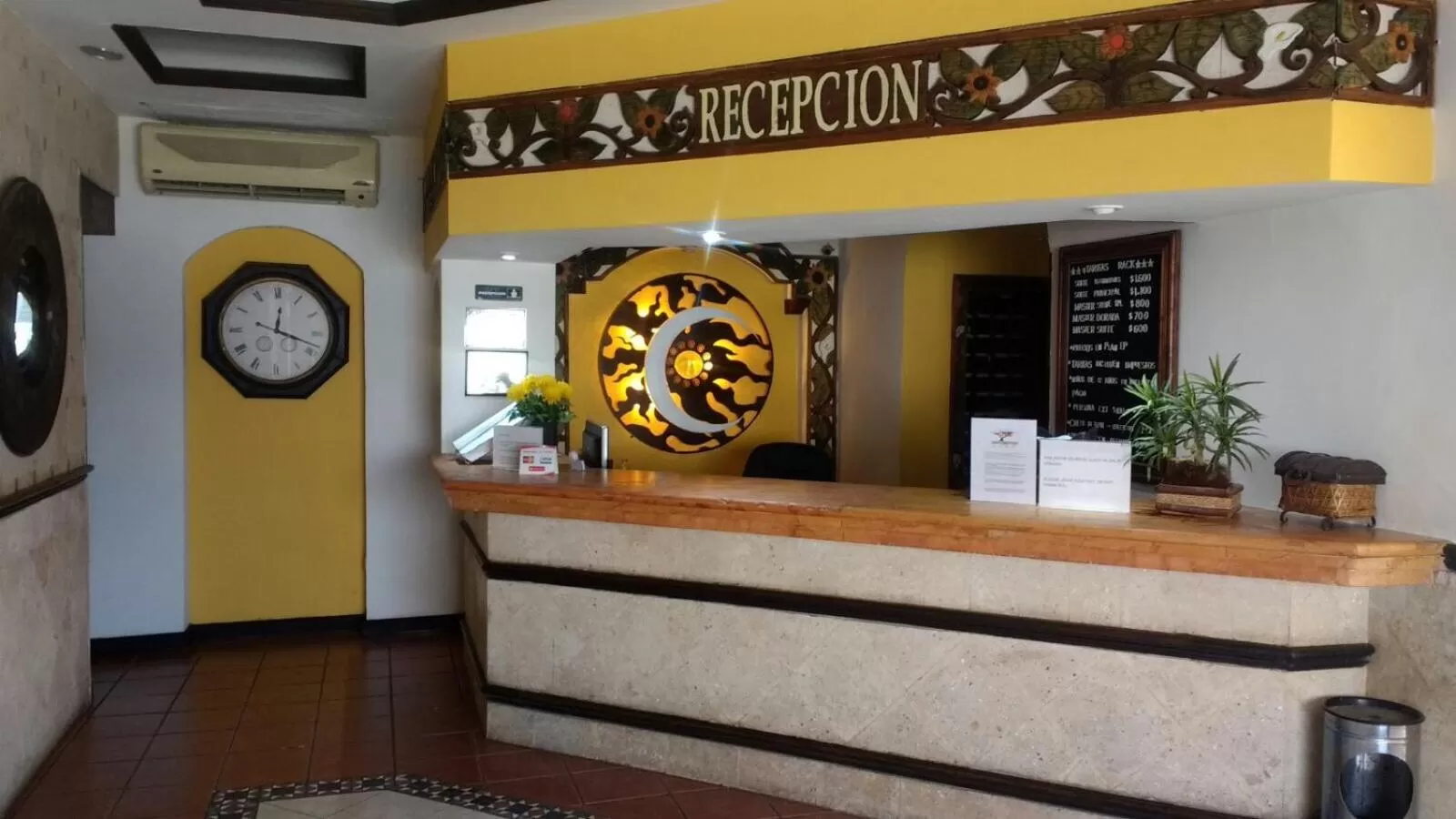 Lobby or reception in Suites Flamboyanes