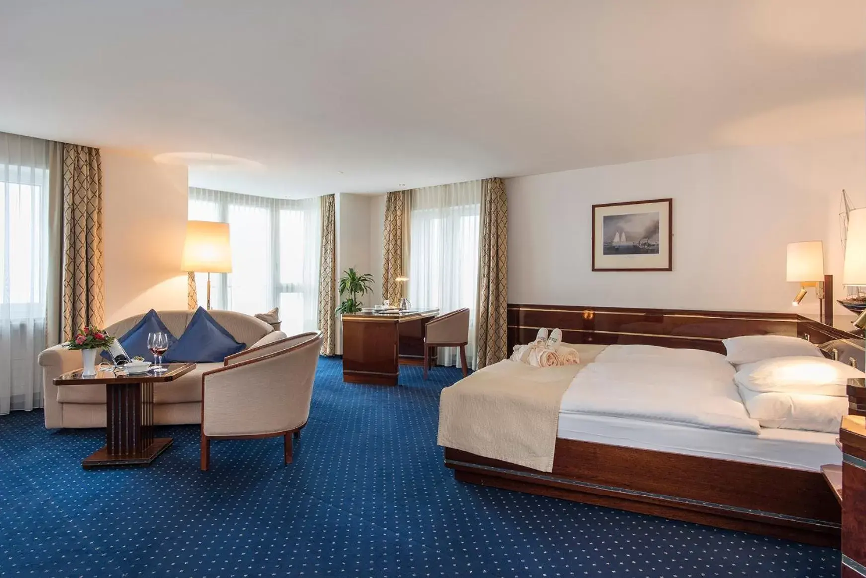 Suite with Lake View in Bad Horn - Hotel & Spa Suite with Lake View in Bad Horn - Hotel & Spa