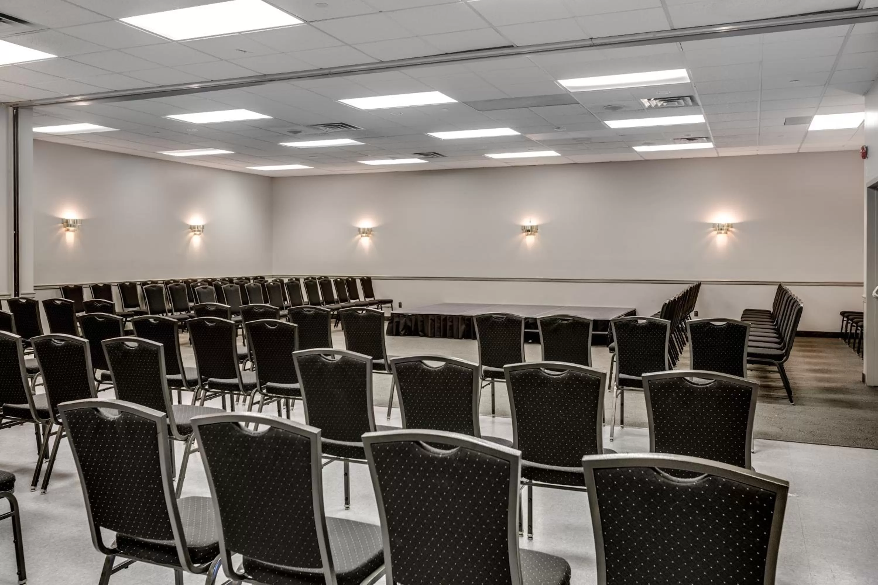 Banquet/Function facilities in Heritage Inn Hotel & Convention Centre - Saskatoon