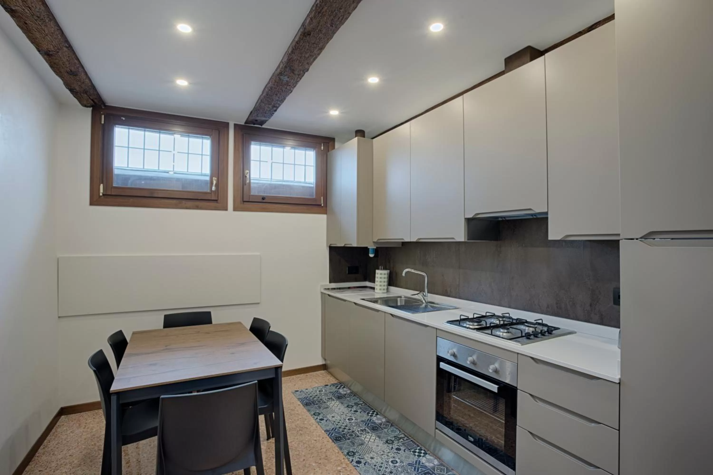 Kitchen or kitchenette in Hotel Guerrato