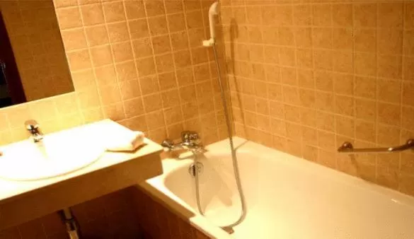 Bathroom in Hotel Restaurante San Anton