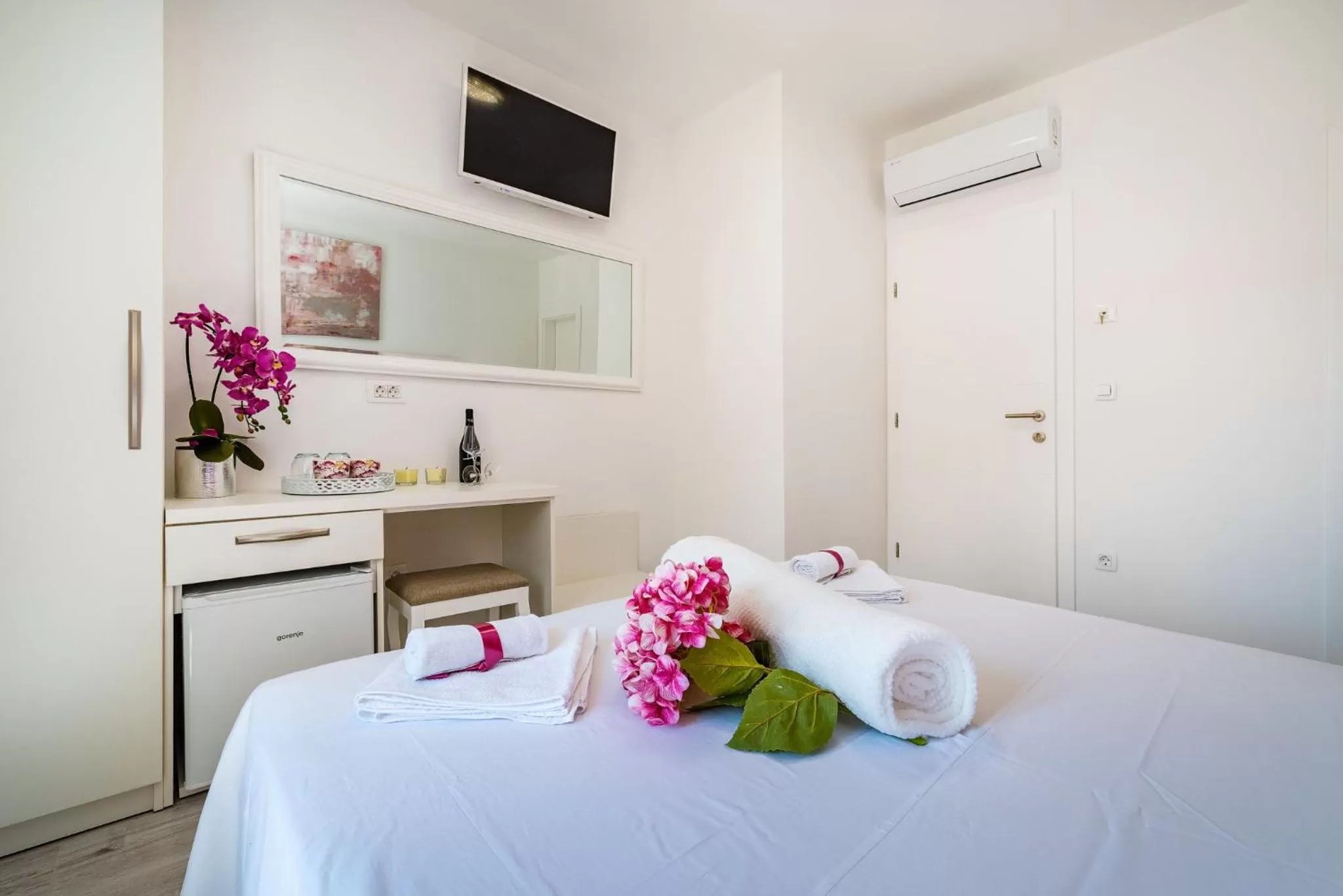 Bed in Luxury rooms Zadar old town