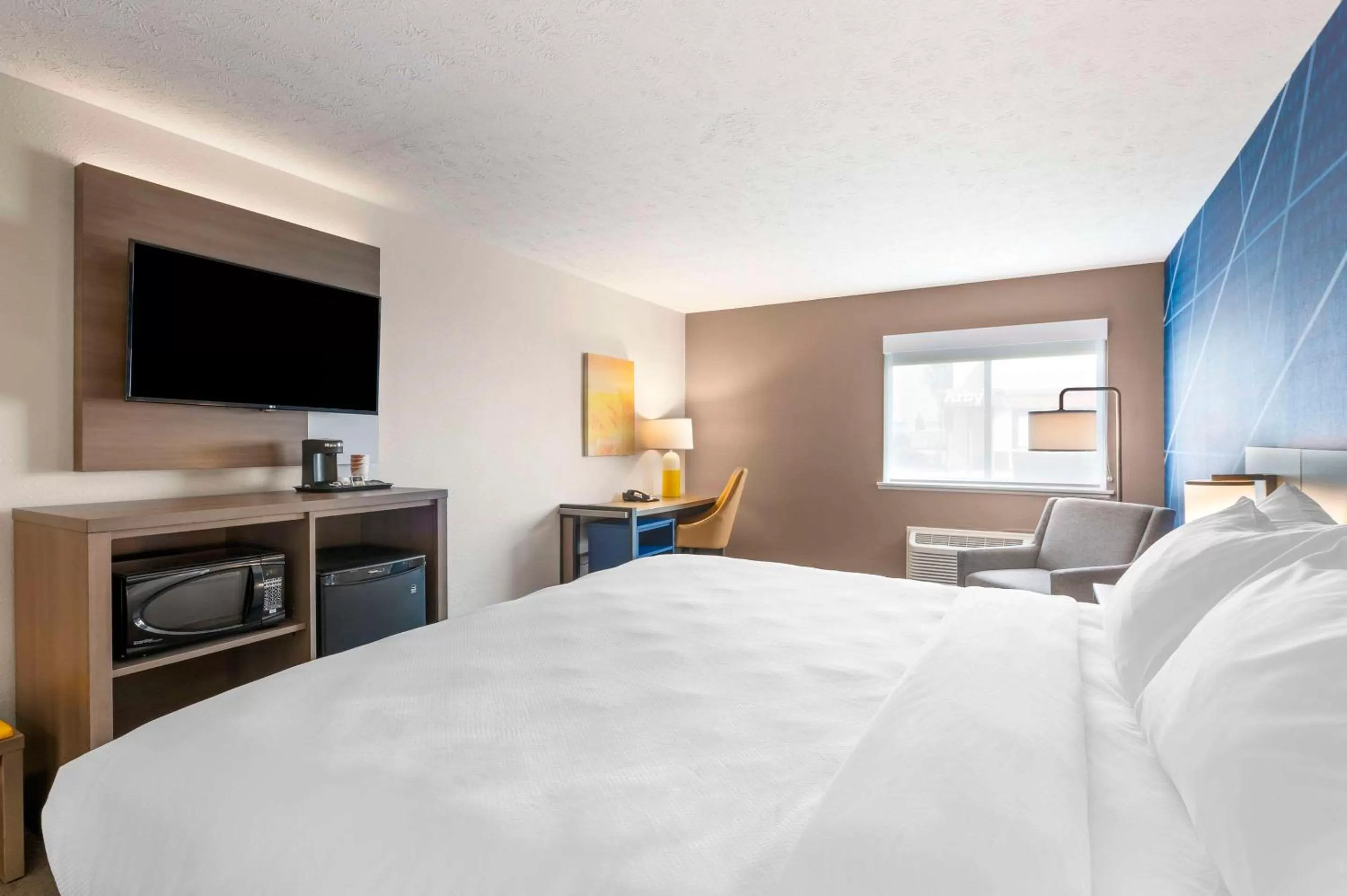 Bed in Comfort Inn Edinburgh - Columbus