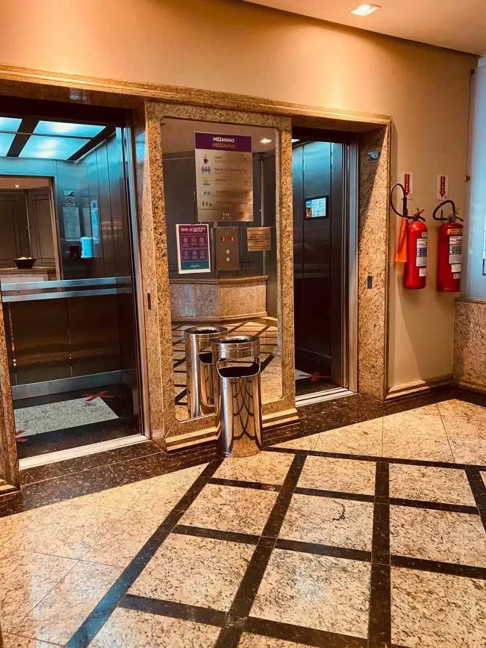 Lobby or reception in Apart-hotel, piscina, TV a cabo, academia