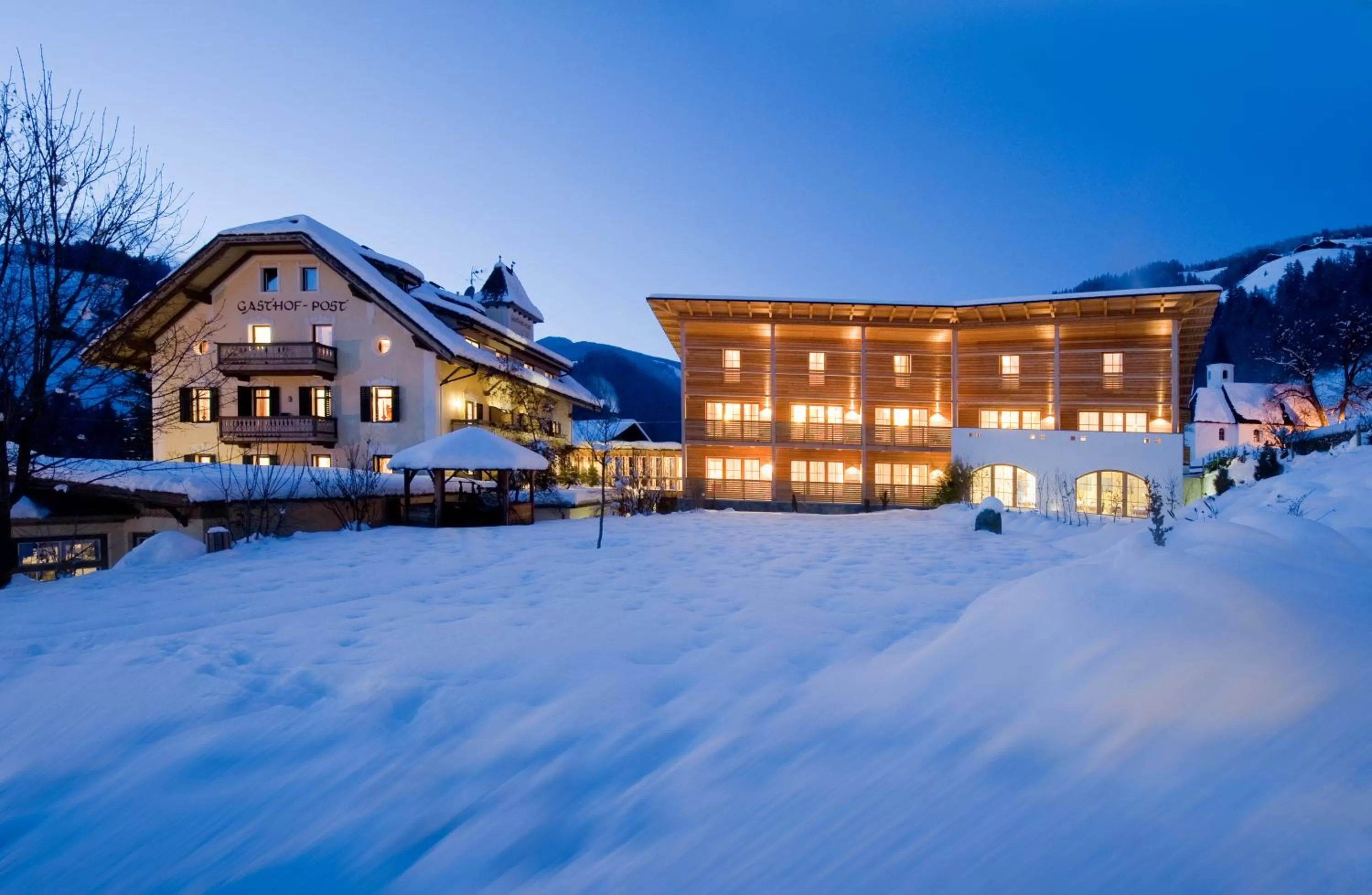 Property building in Hotel Ostaria Posta