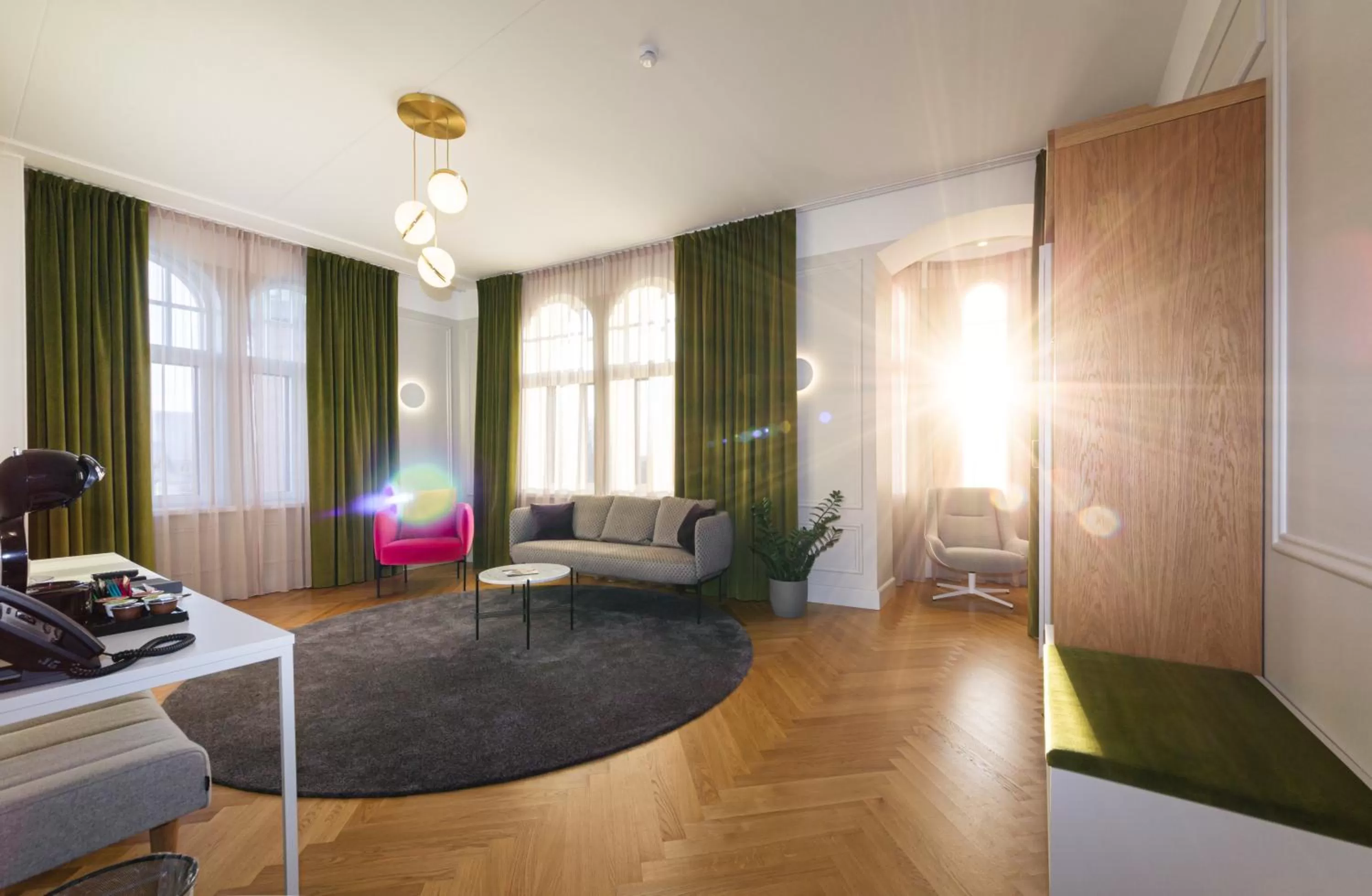 Living room, Bed in Park Hotel Viljandi