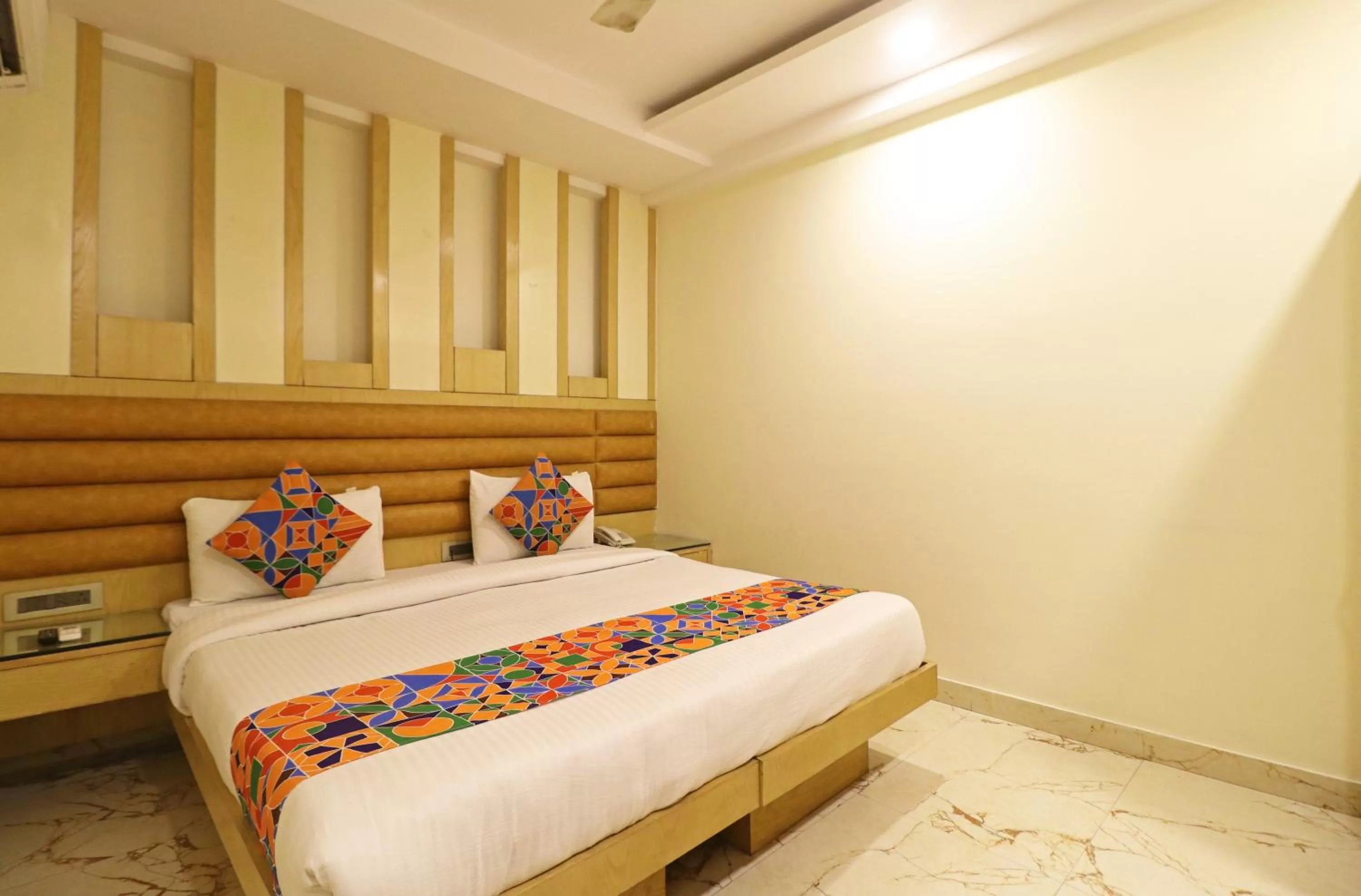 Bed in The Hotel Mohit -5 Minutes Walk From New Delhi Railway Station - Paharganj