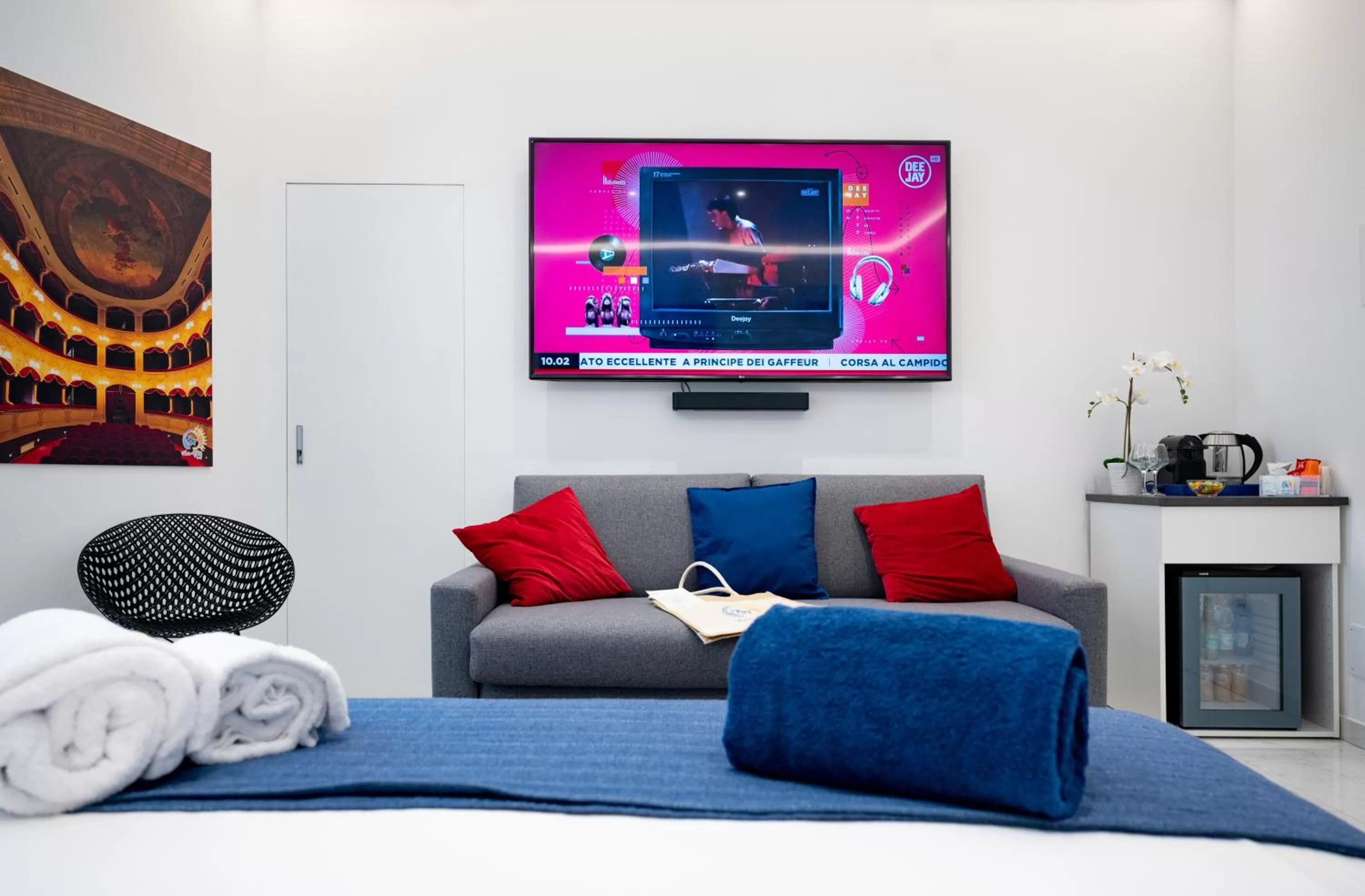 TV and multimedia, Bed in BM SUITES CEFALU