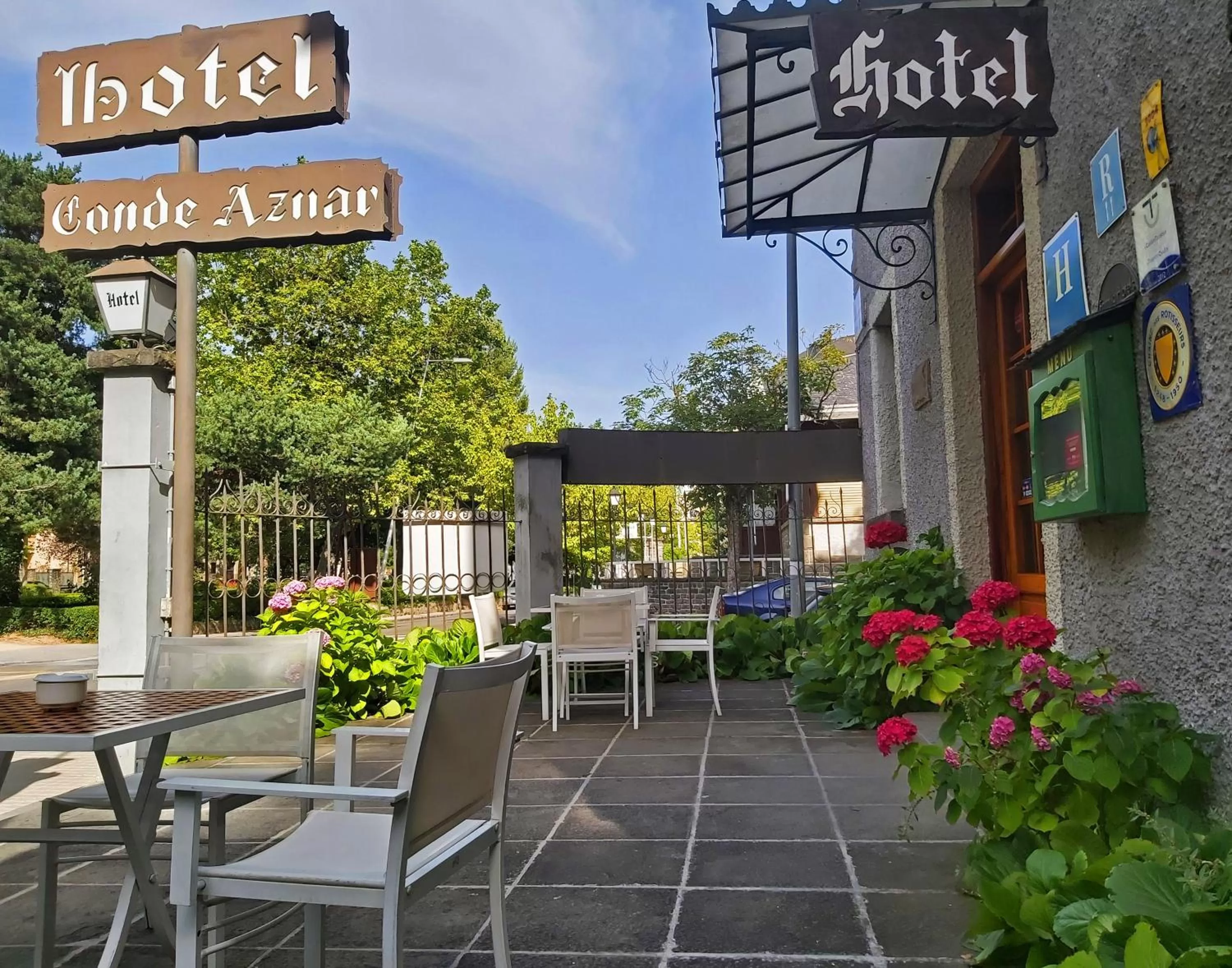 Lobby or reception in Conde Aznar