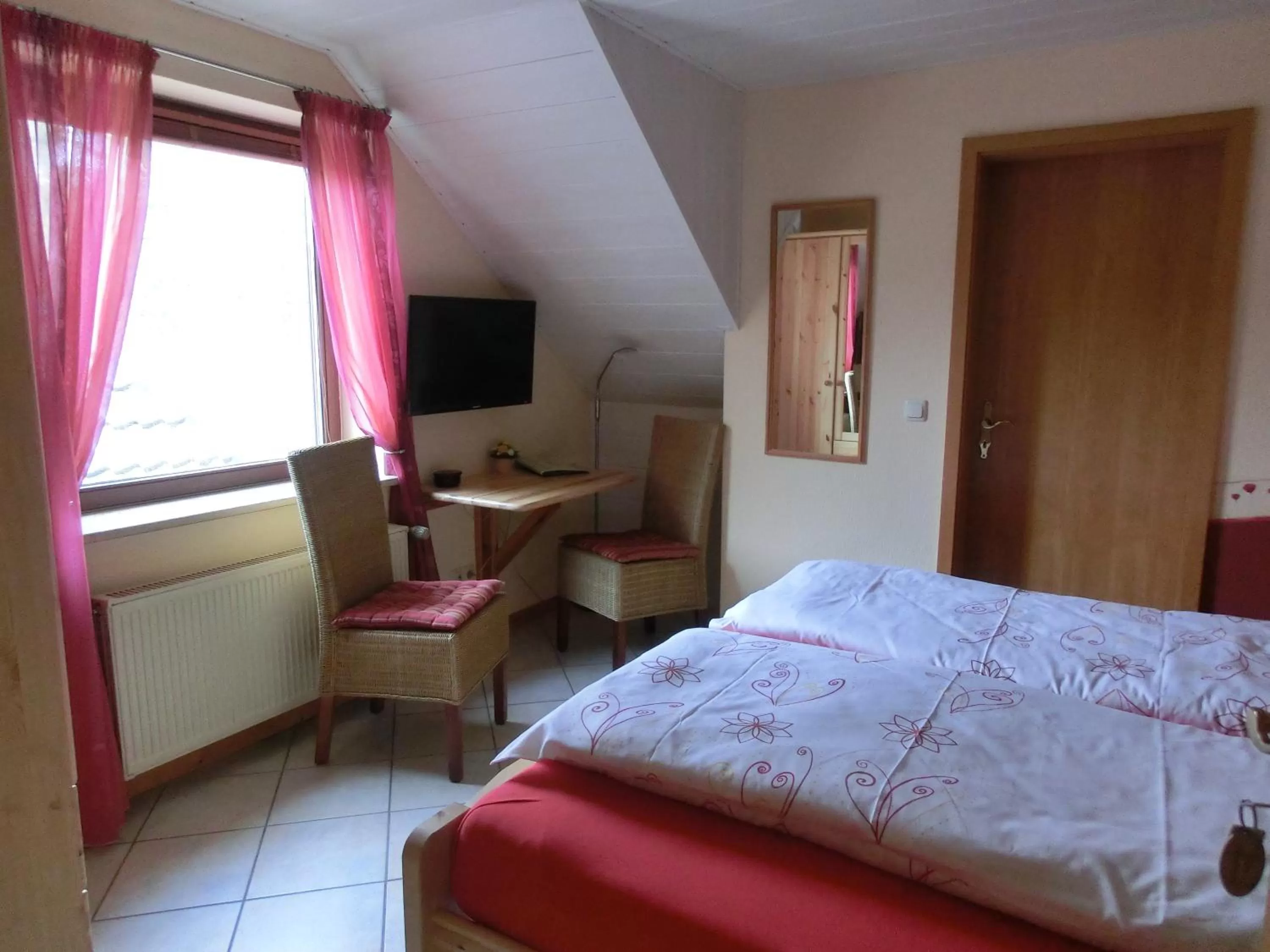 Bedroom, Bed in Ullas Gästehaus