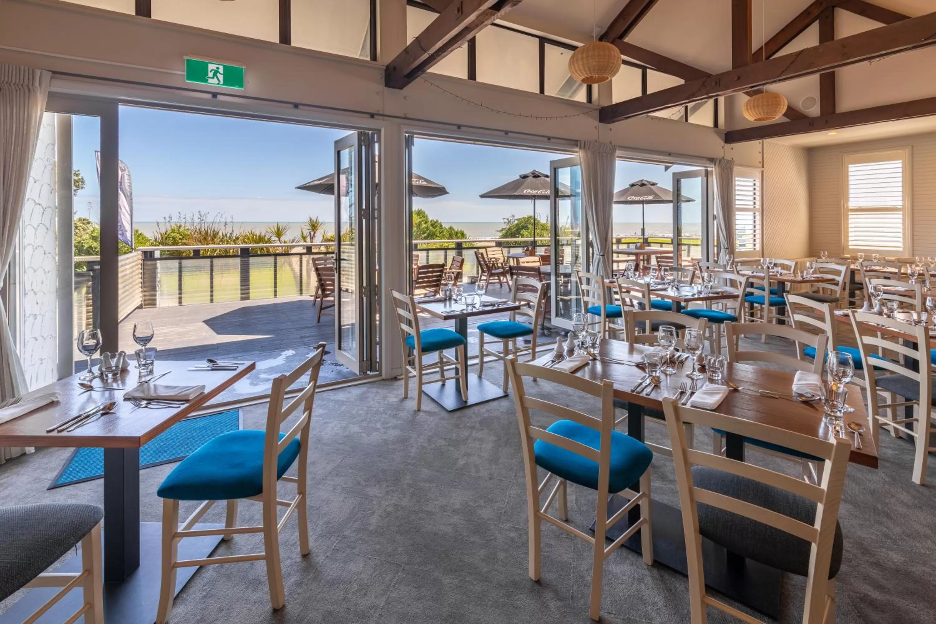 Restaurant/places to eat in Beachfront Hotel Hokitika