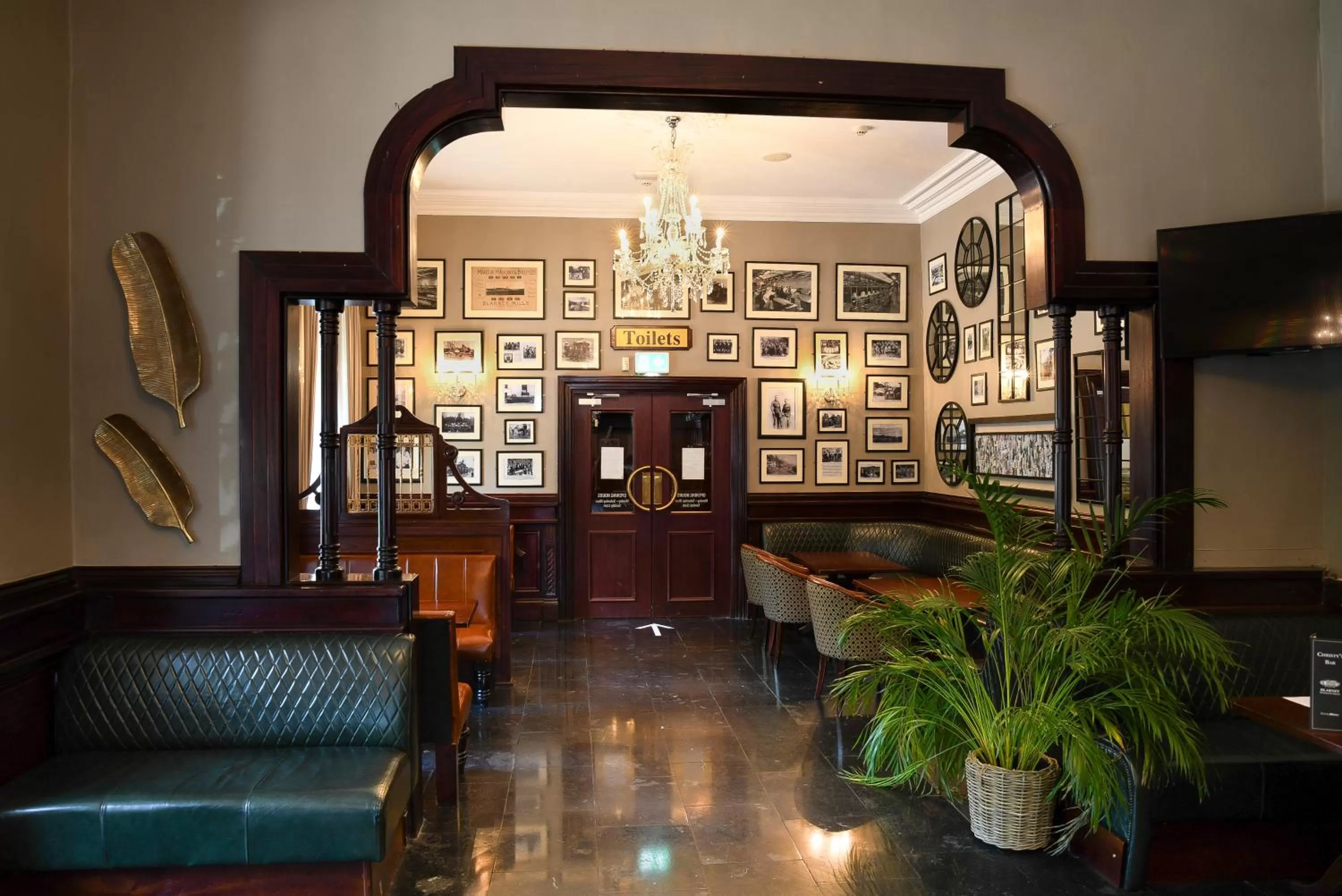 Restaurant/places to eat in Blarney Woollen Mills Hotel - BW Signature Collection