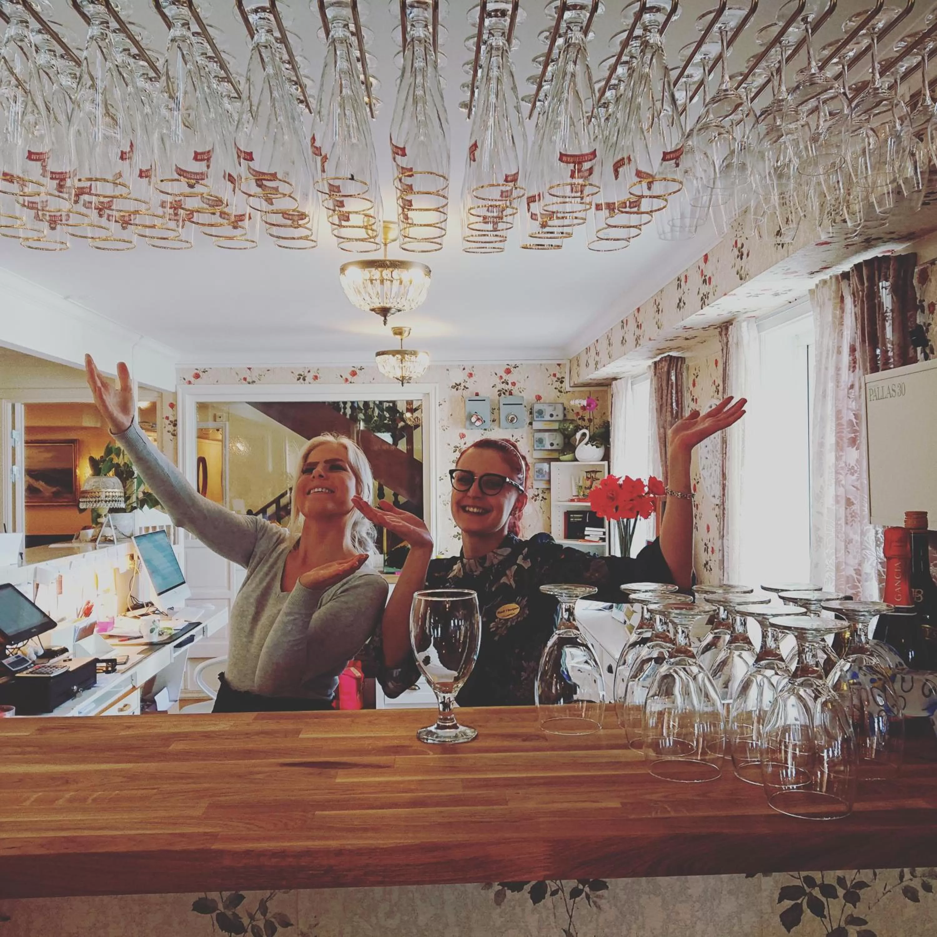 Lounge or bar in Vänerport Lakefront Hotell