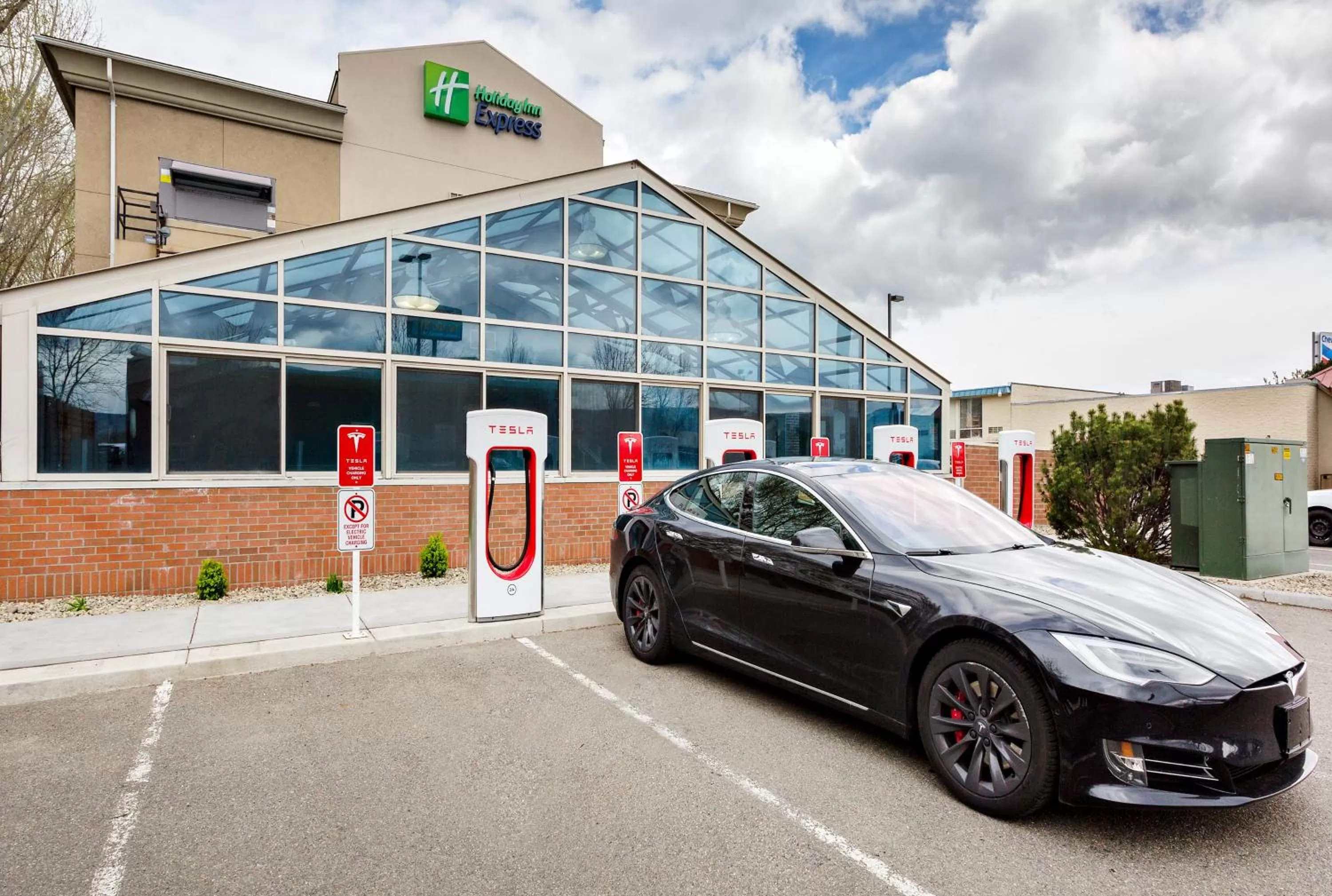 Property building in Holiday Inn Express Ellensburg by IHG