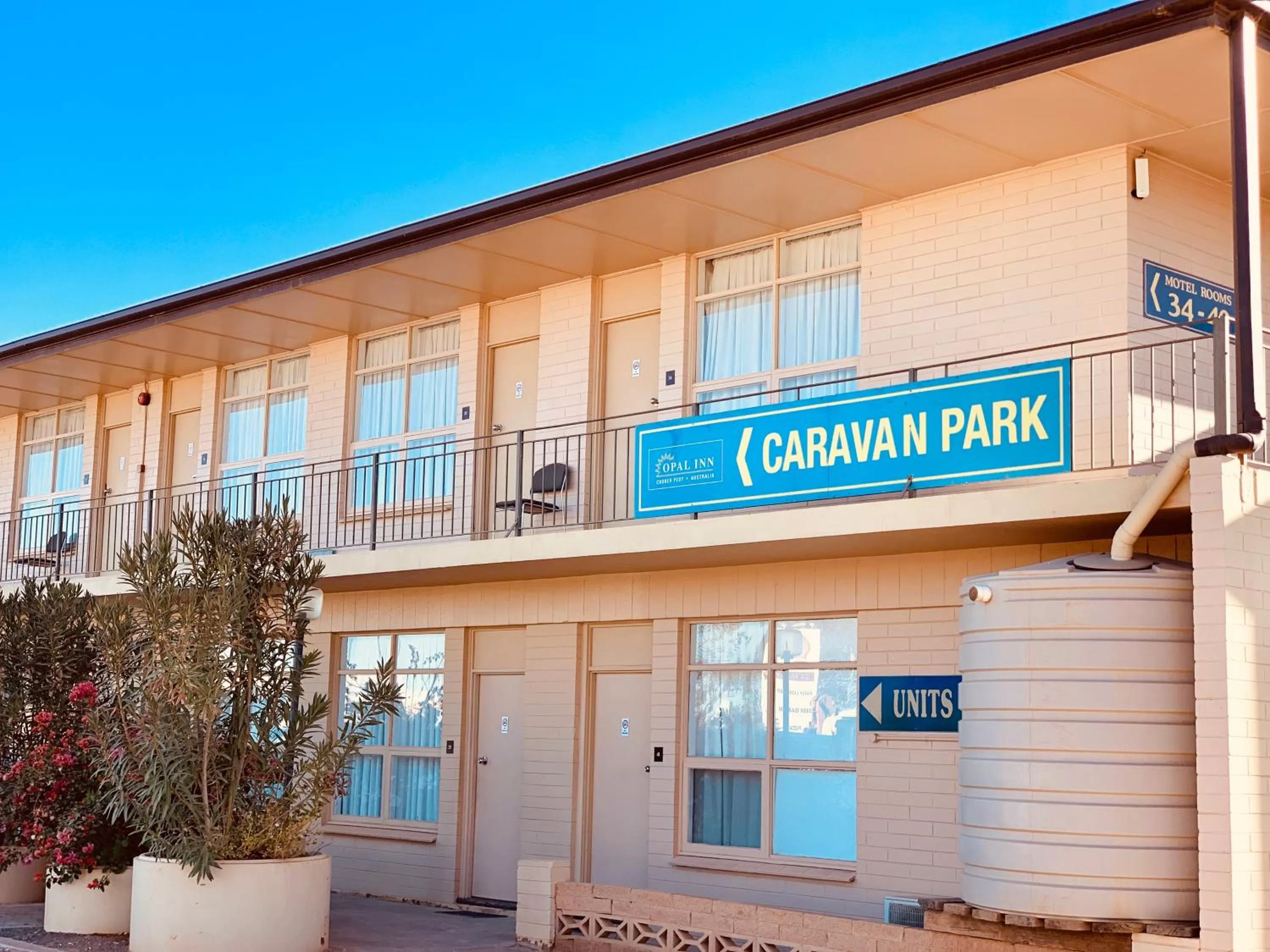 Property building in Opal Inn Hotel, Motel, Caravan Park