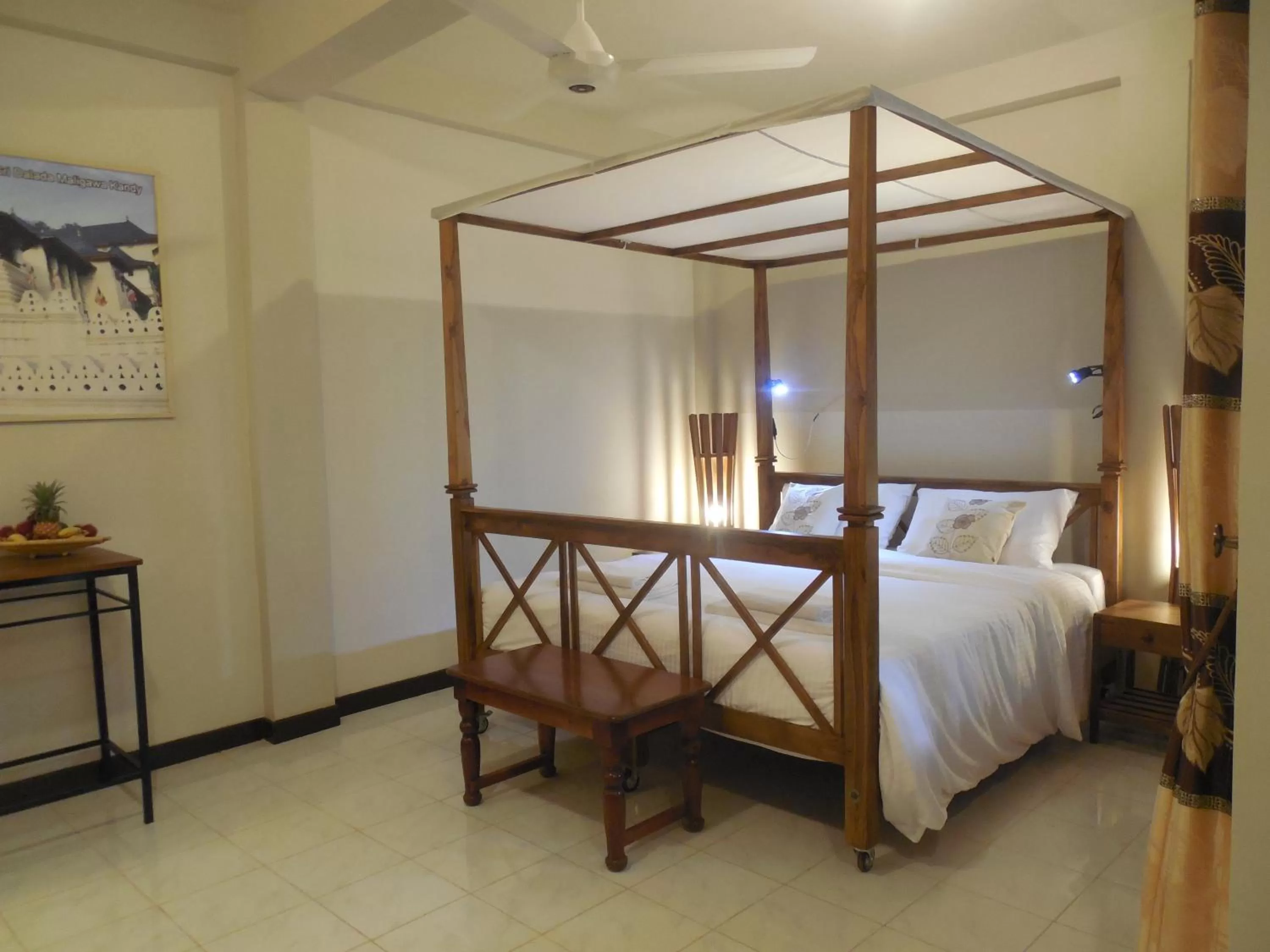 Property building, Bed in Le leopard d 'argent