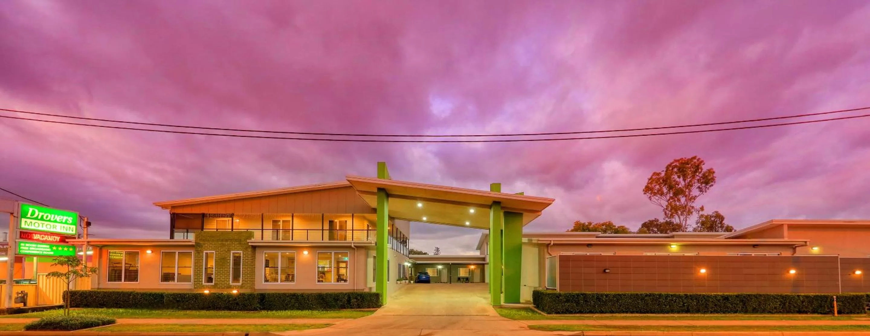 Property building in Drovers Motor Inn