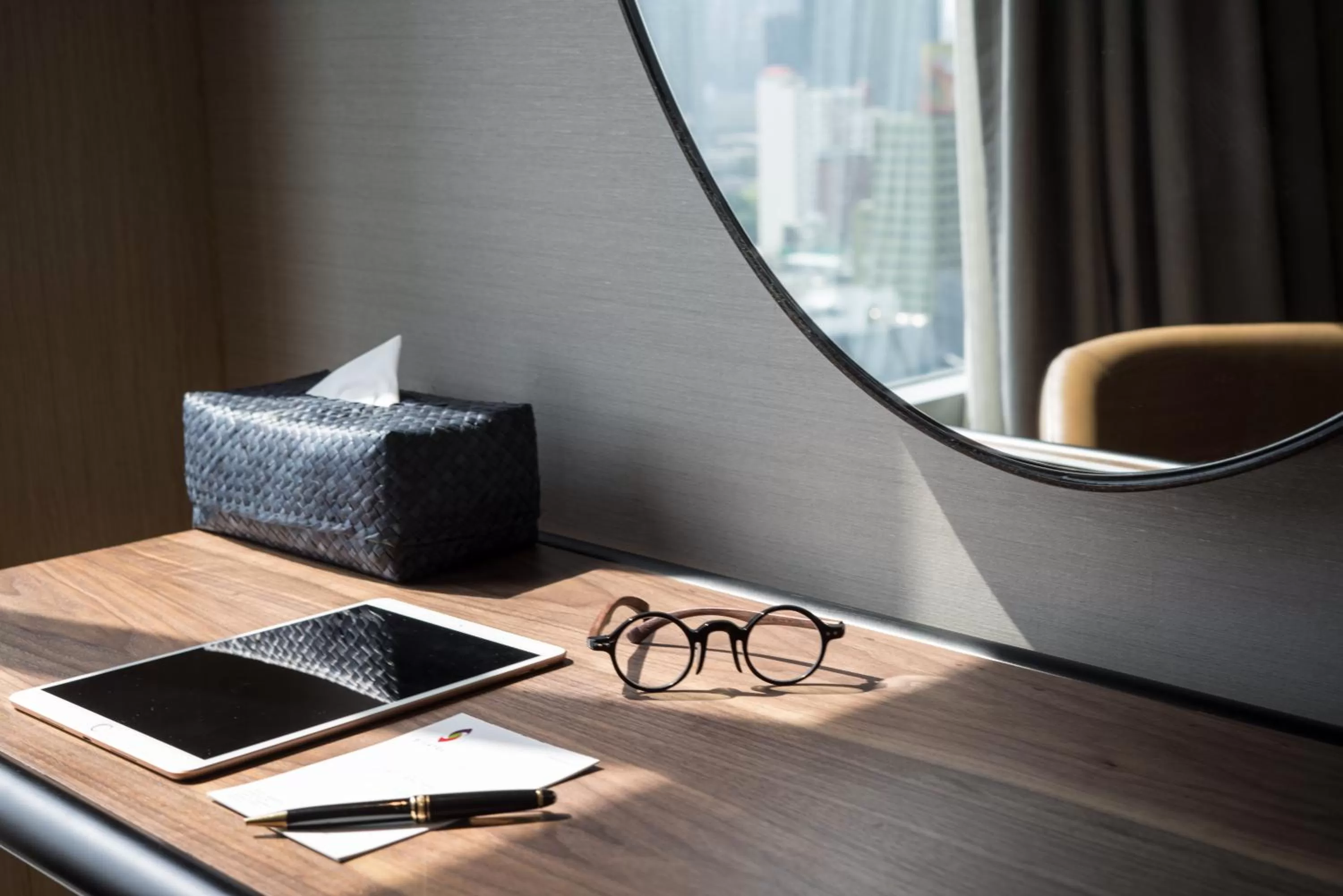 Living room in Sivatel Bangkok Hotel