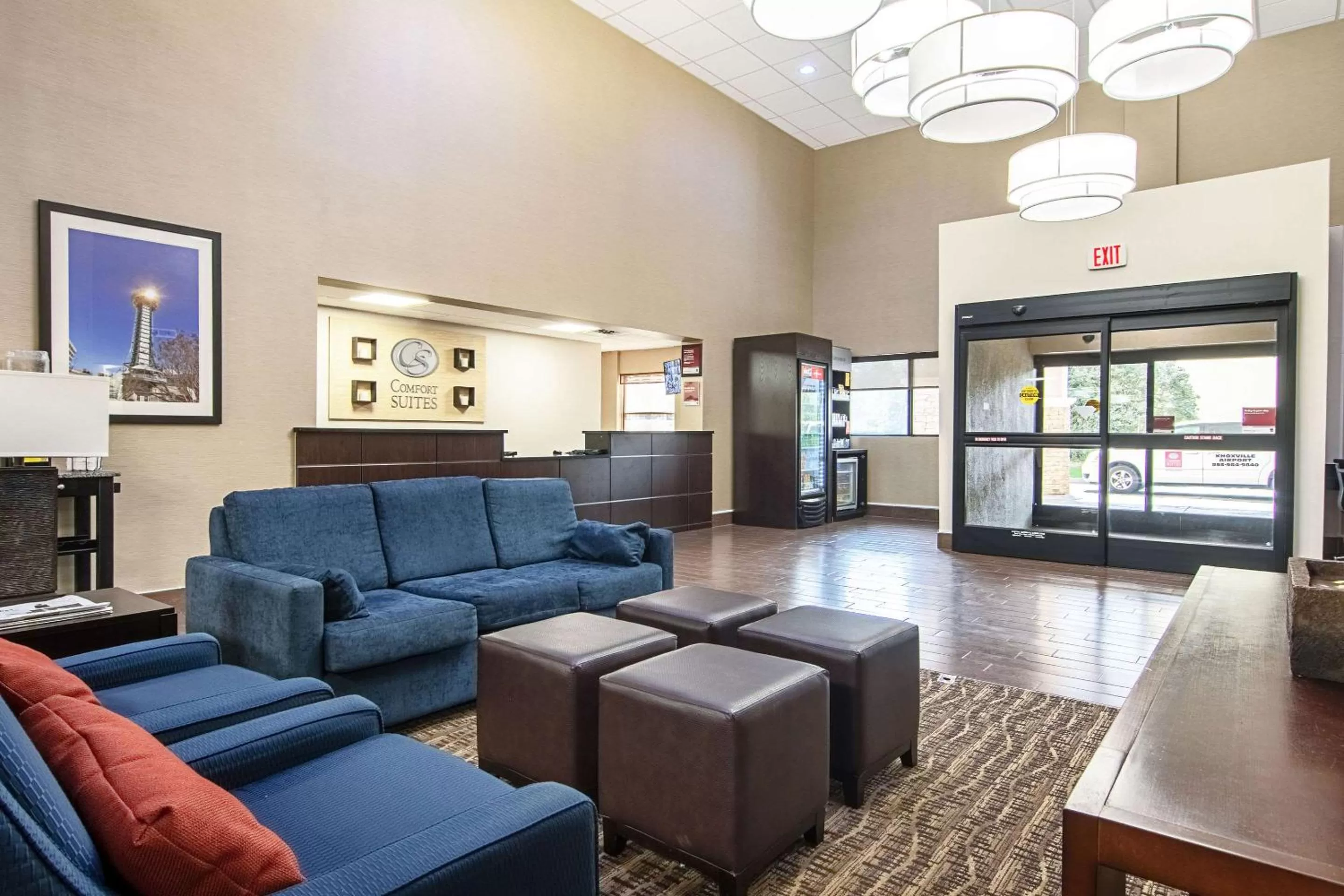 Lobby or reception in Comfort Suites Knoxville Airport