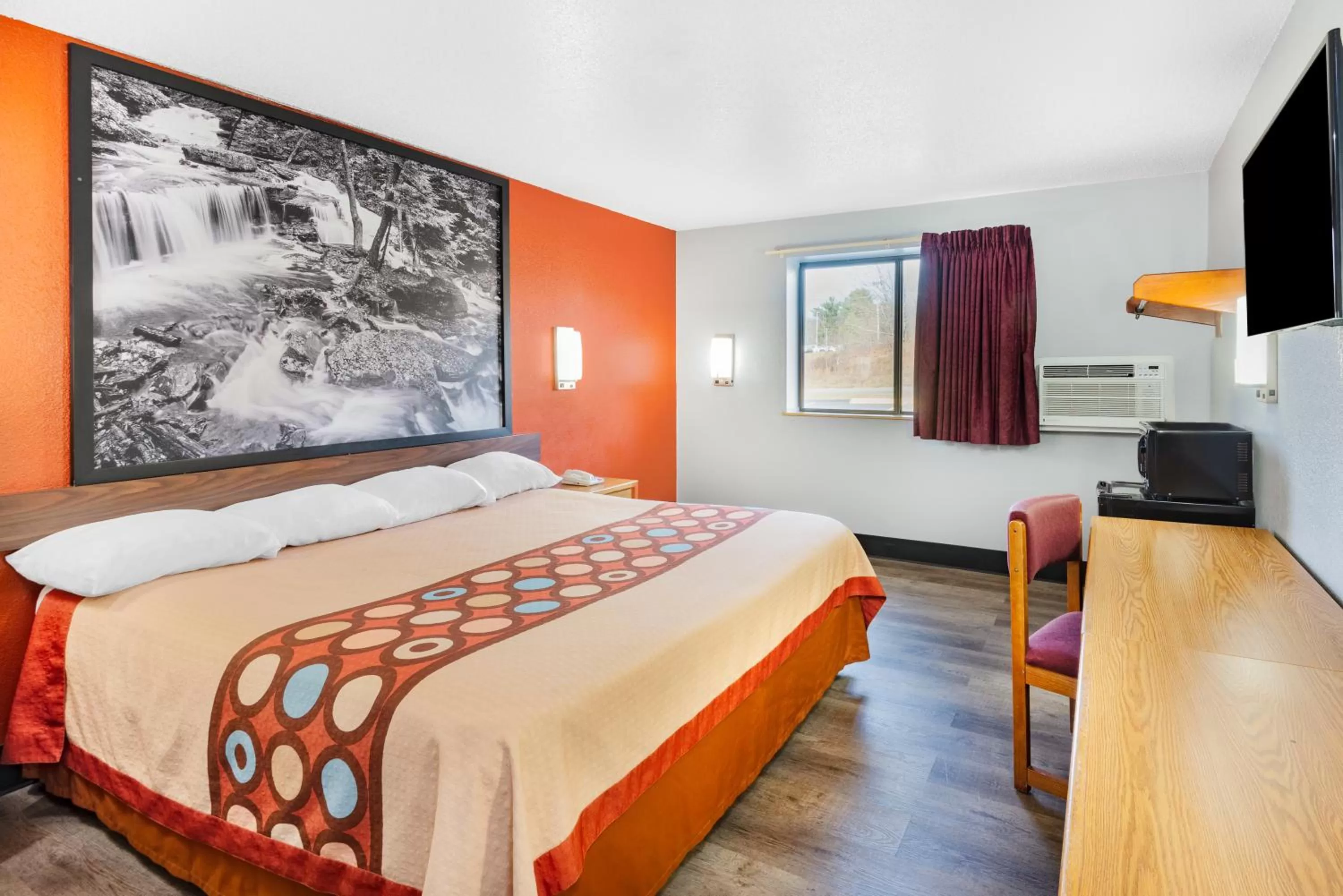 Bed in Super 8 by Wyndham Waynesburg