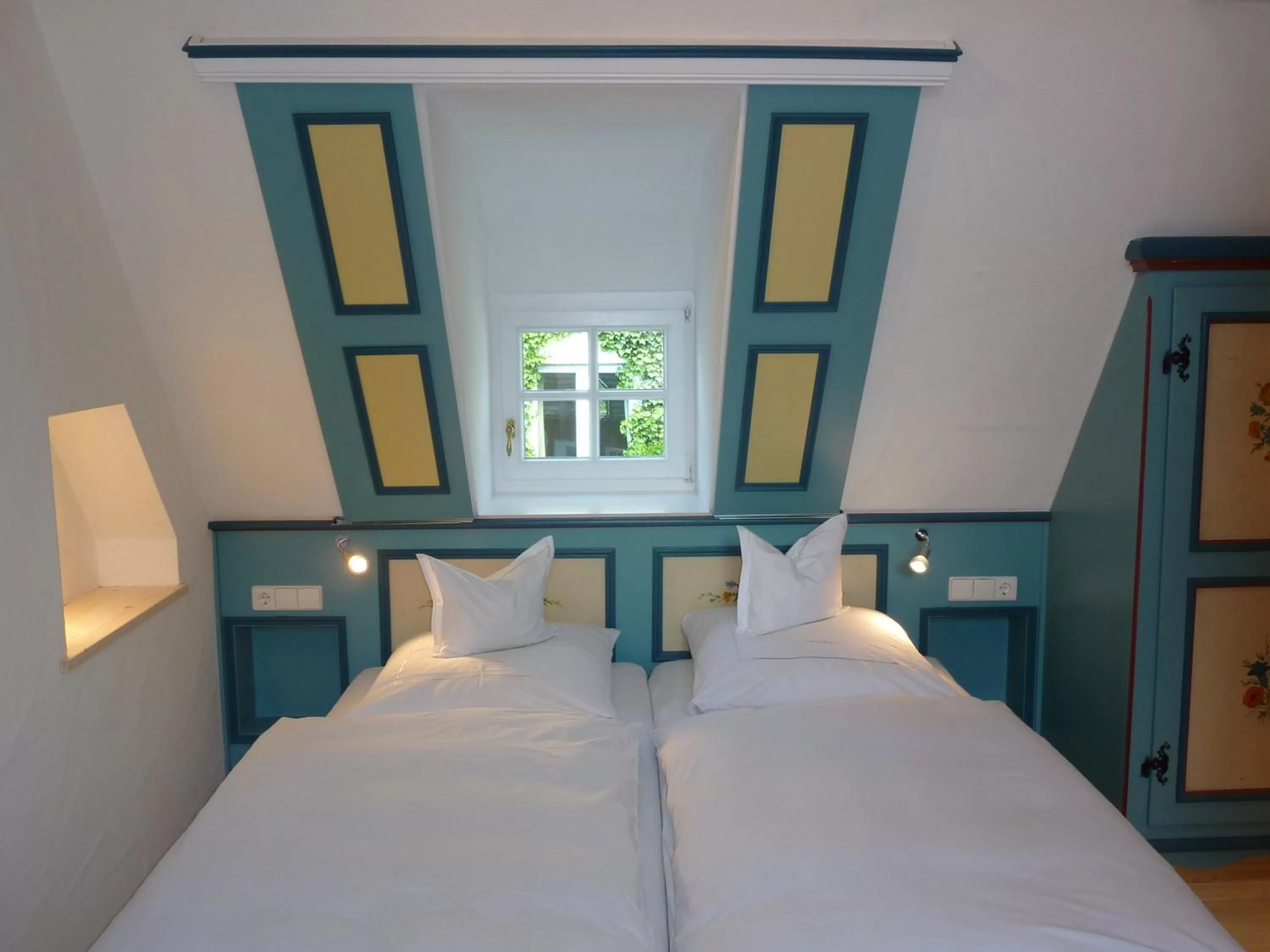 Bedroom, Bed in Boutique Hotel am Rathaus - Reblaus