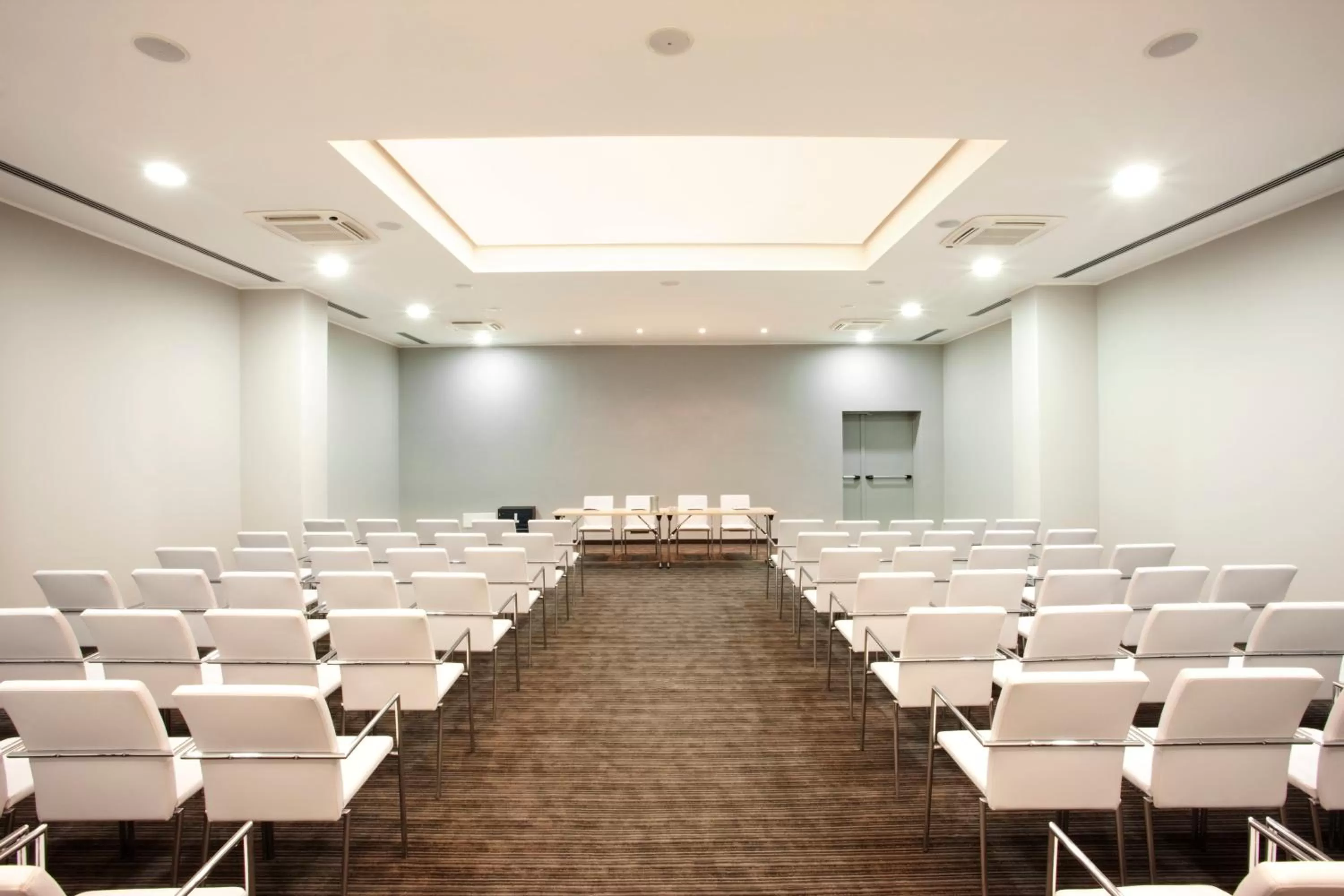 Meeting/conference room in Holiday Inn Genoa City by IHG