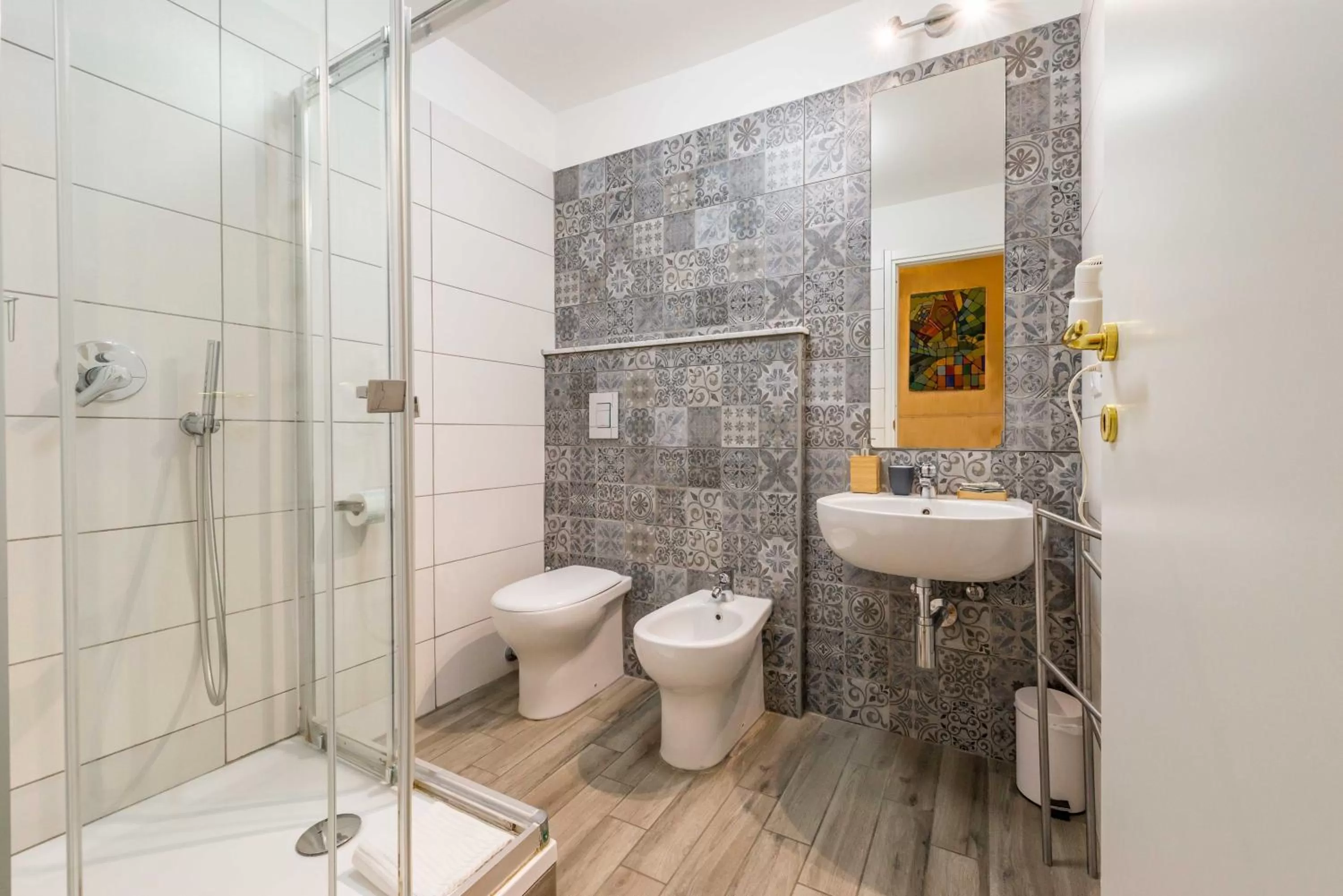 Bathroom in Un Attimo A Roma B&B