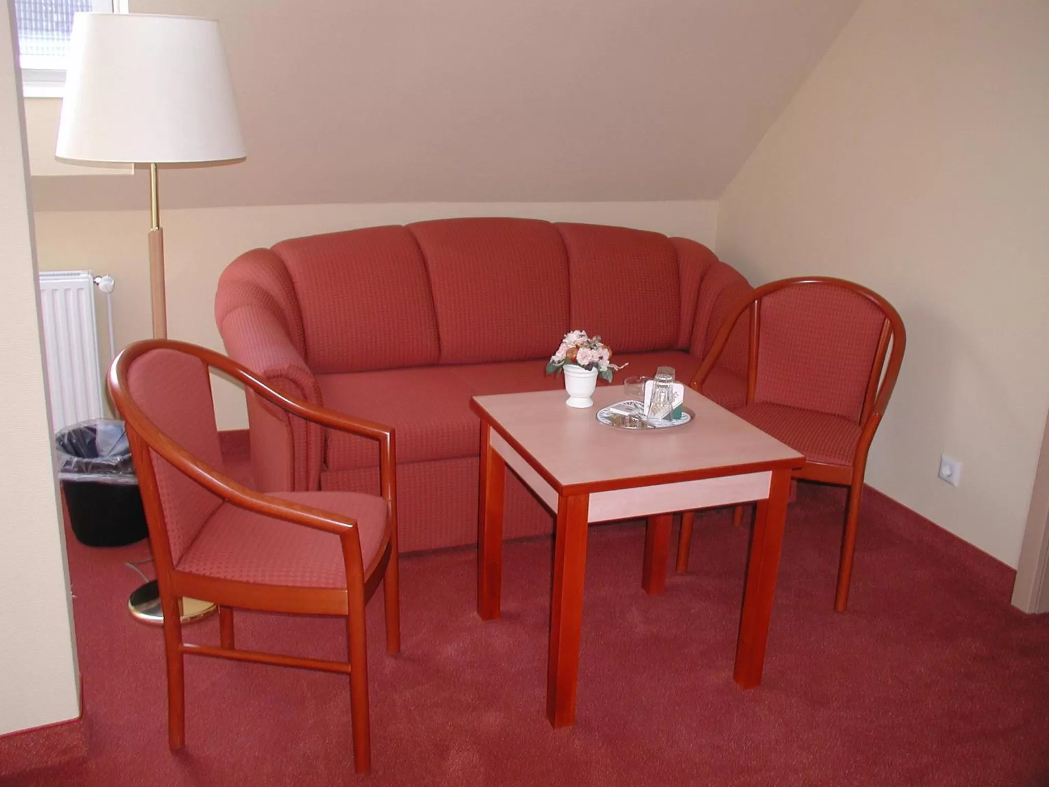 Seating area in Hotel Atlantis