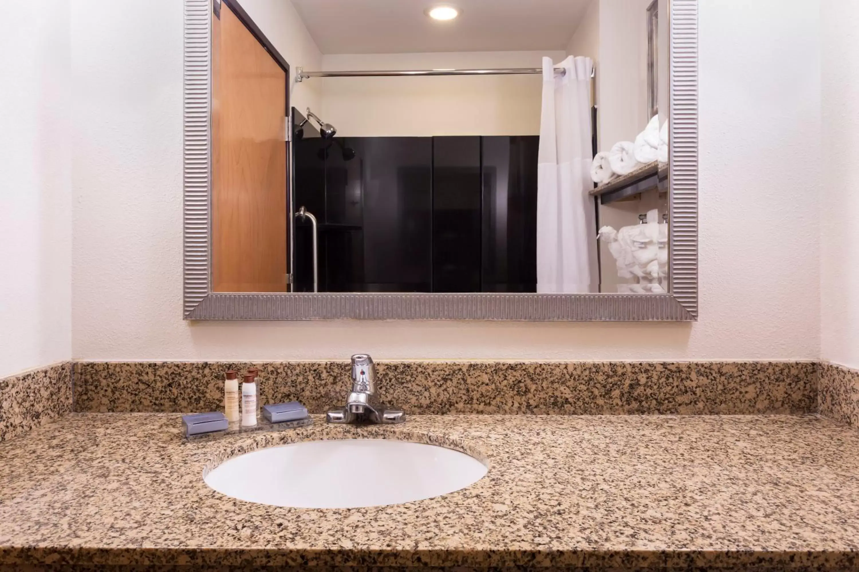 King Studio Suite - Non-Smoking in Wingate by Wyndham Athens GA King Studio Suite - Non-Smoking in Wingate by Wyndham Athens GA