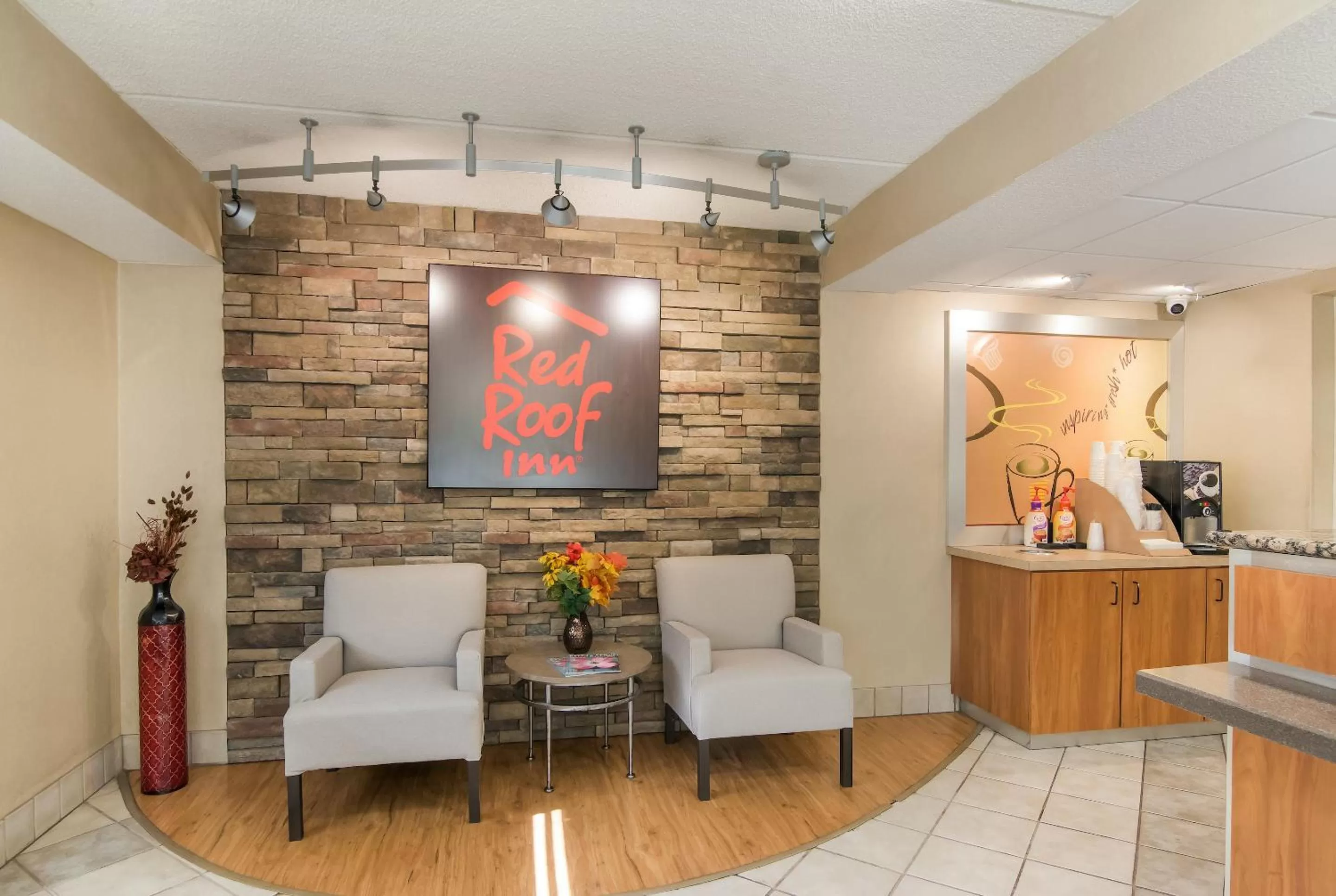 Lobby or reception in Red Roof Inn Durham - Triangle Park