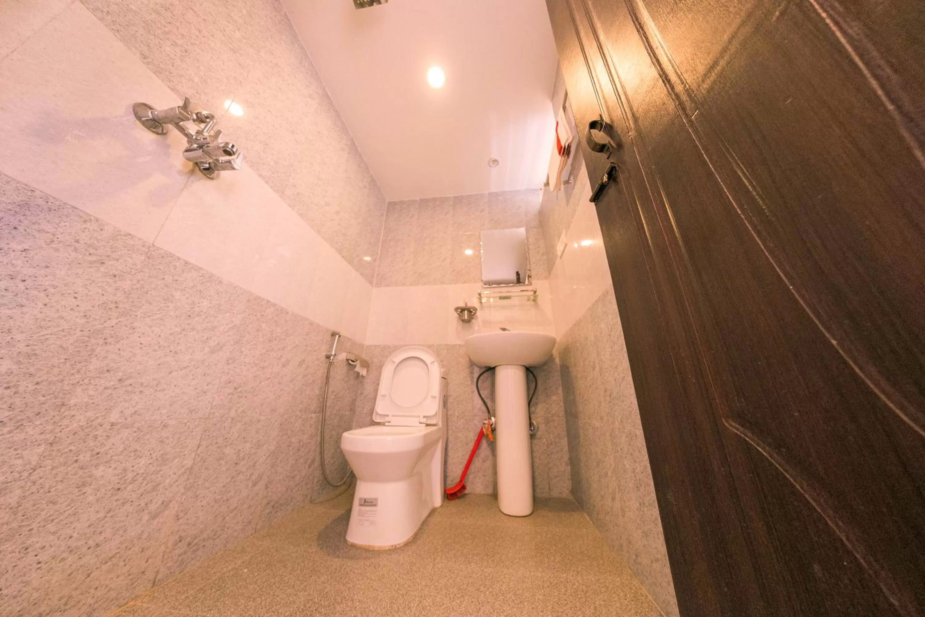 Bathroom in Hotel Chhimeki