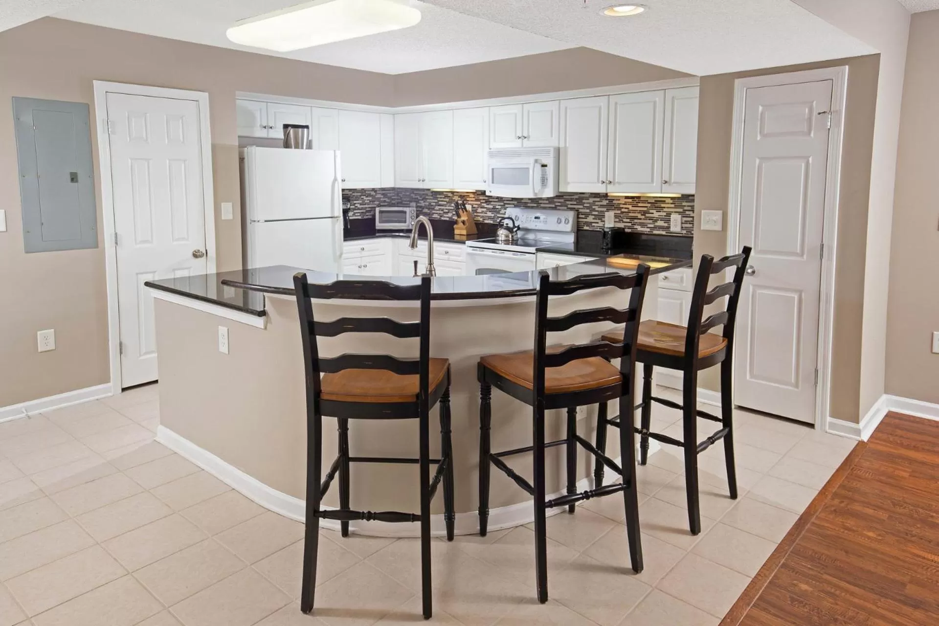 Kitchen or kitchenette in Barefoot Resort Golf & Yacht Club Villas