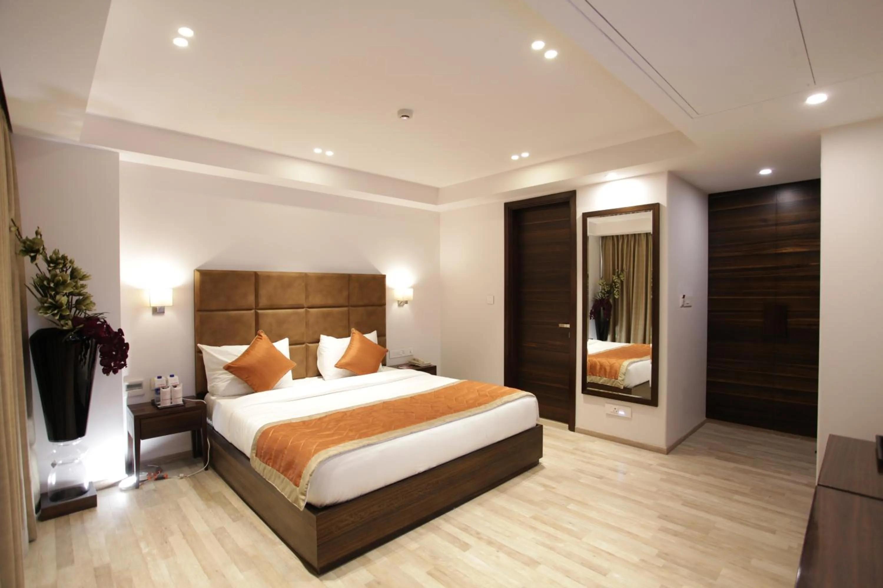 Decorative detail, Bed in Kaisons Inn (Near Apollo Hospital)