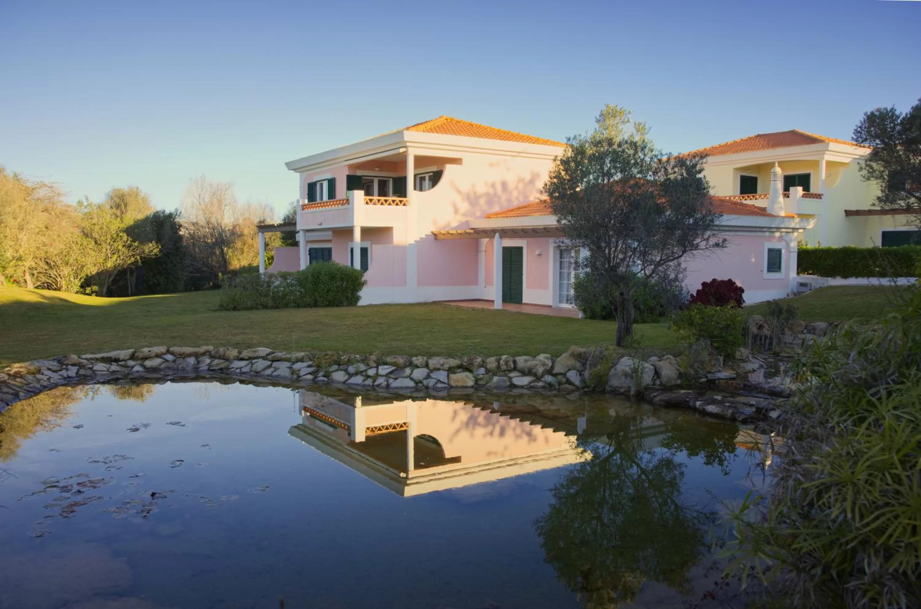Property building in Cegonha Country Club