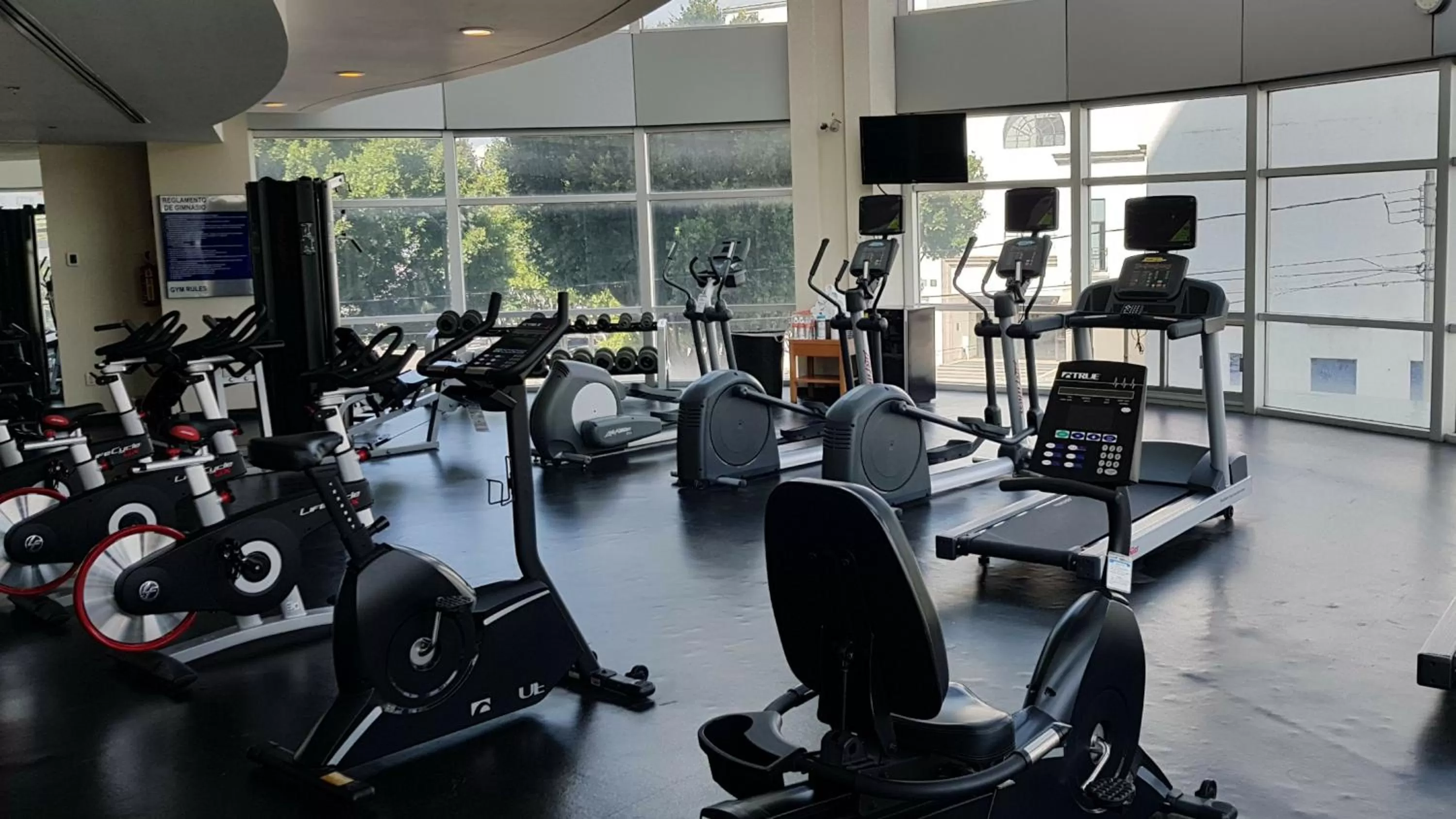 Fitness centre/facilities in Holiday Inn Express Puebla by IHG