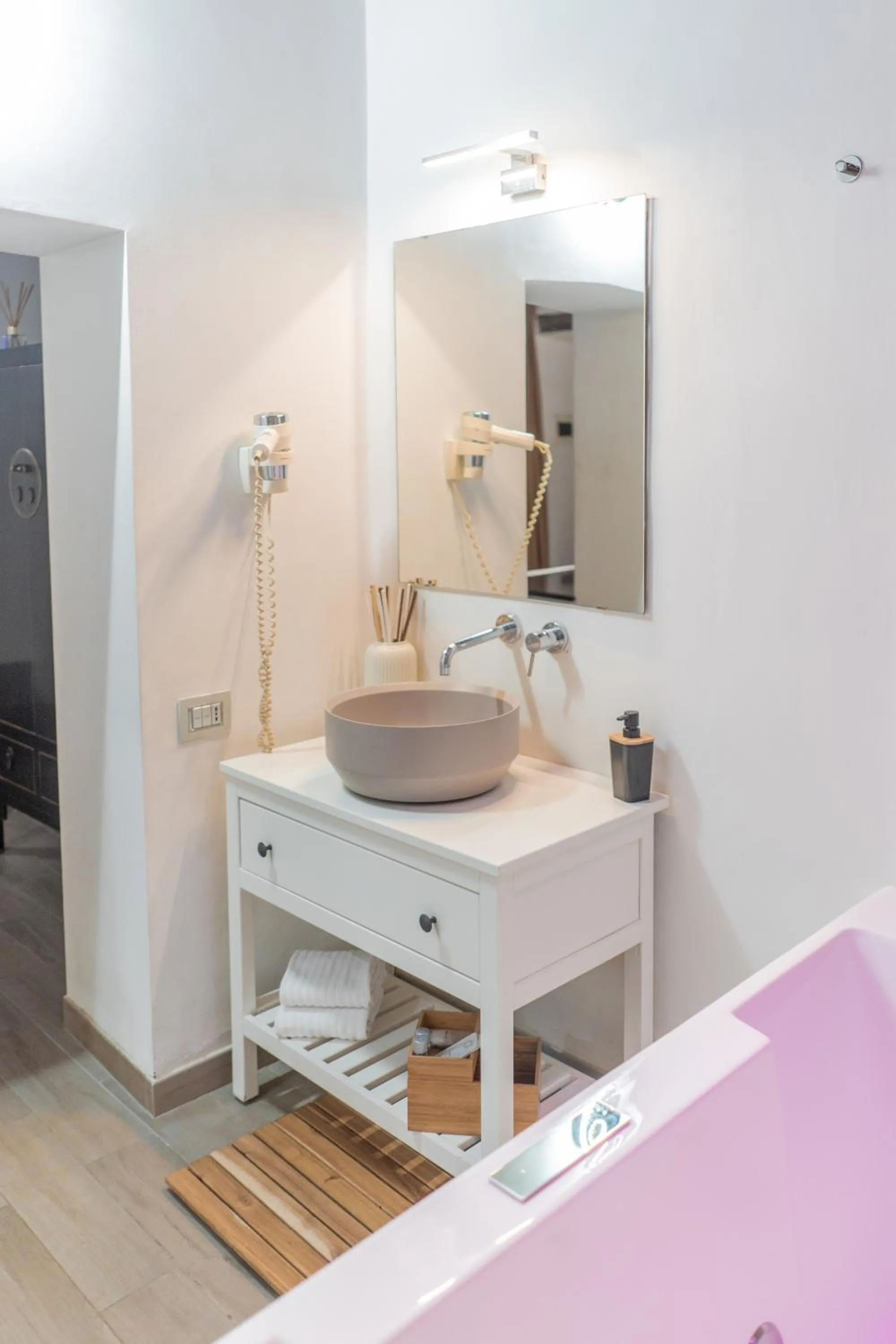 Bathroom in iRooms - Spanish Steps