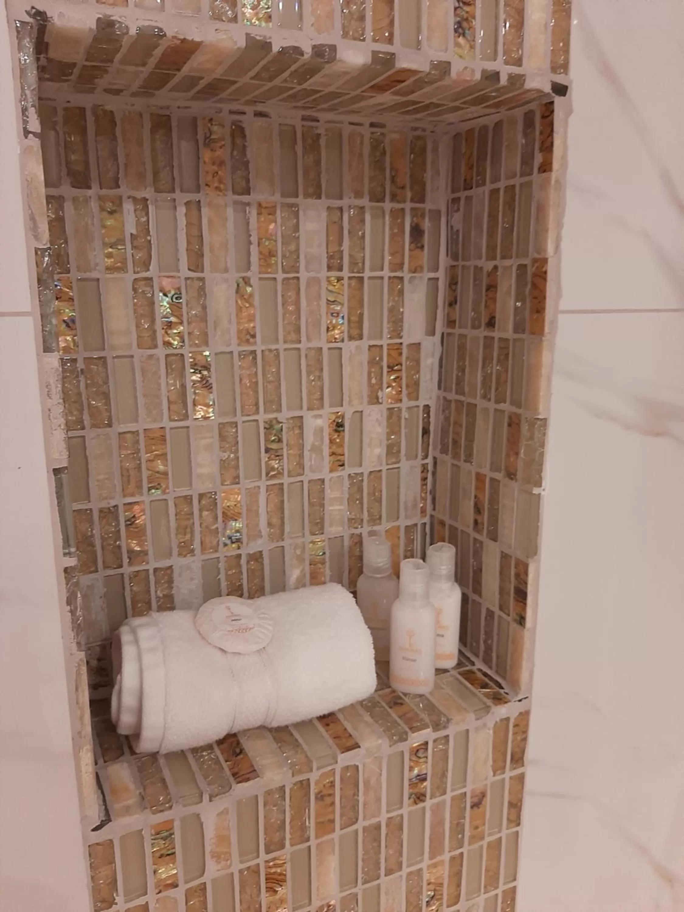 Bathroom in Adamas House Hotel Boutique