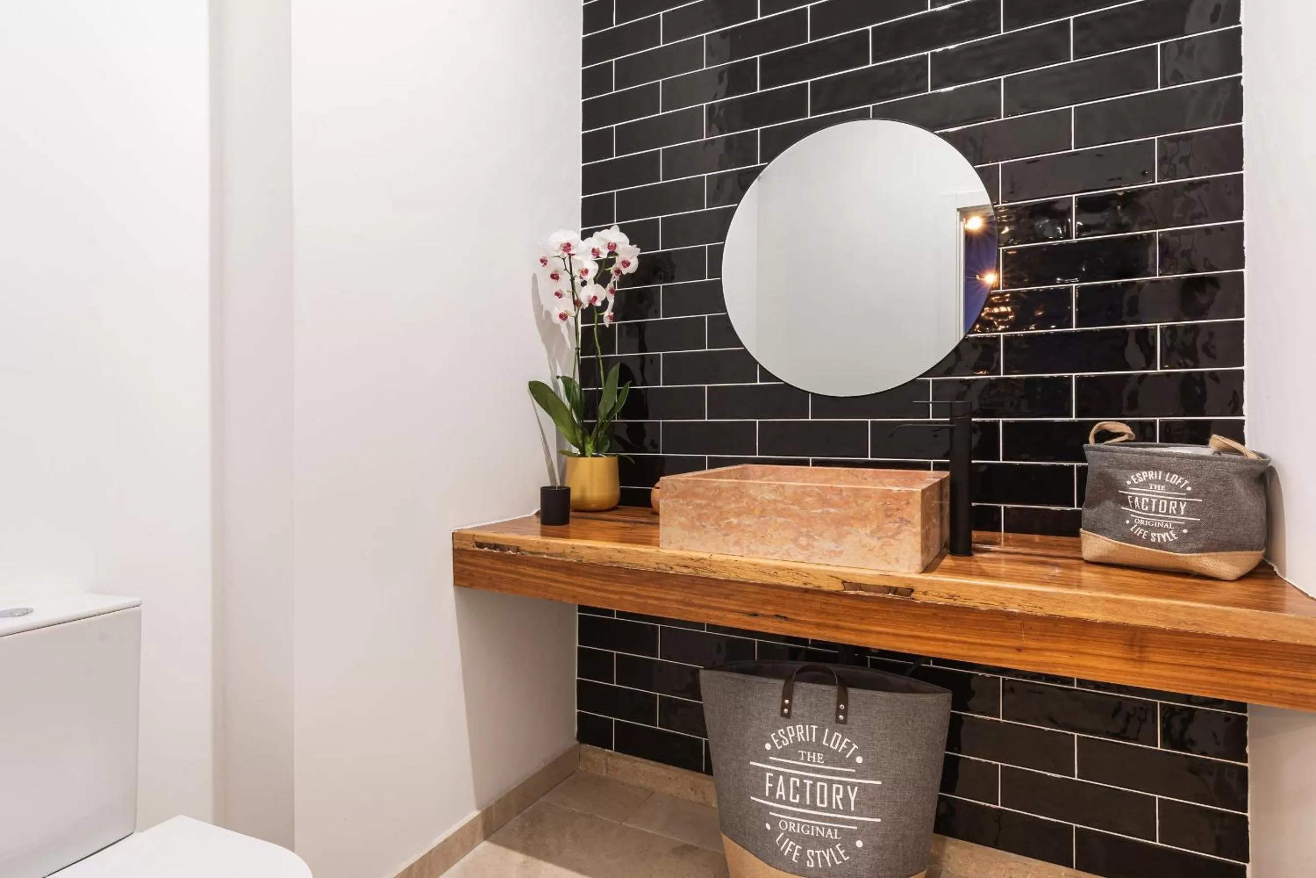 Public Bath in Succeed Terreiro do Paço Suites