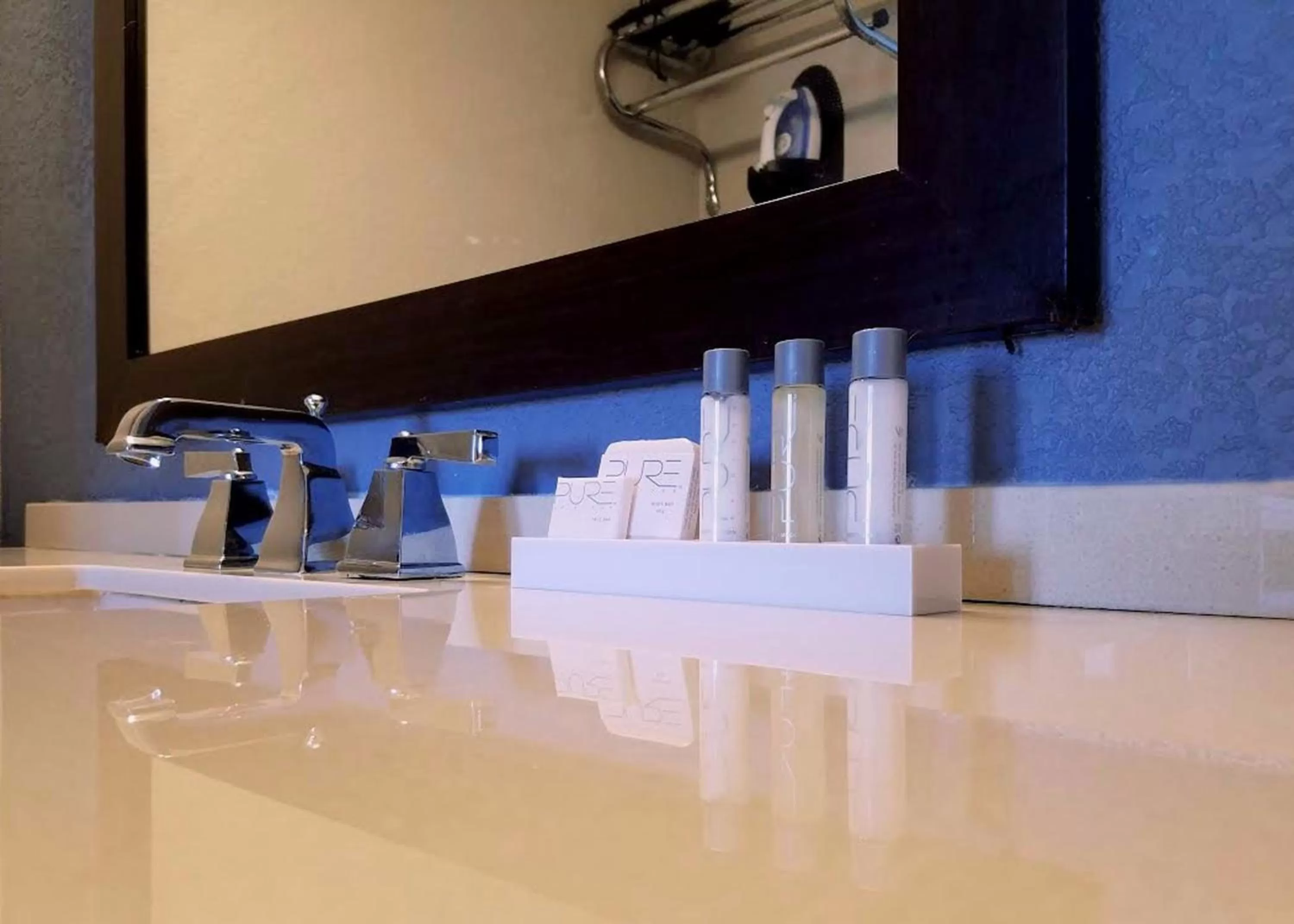 Bathroom in Seabreeze Inn - Fort Walton