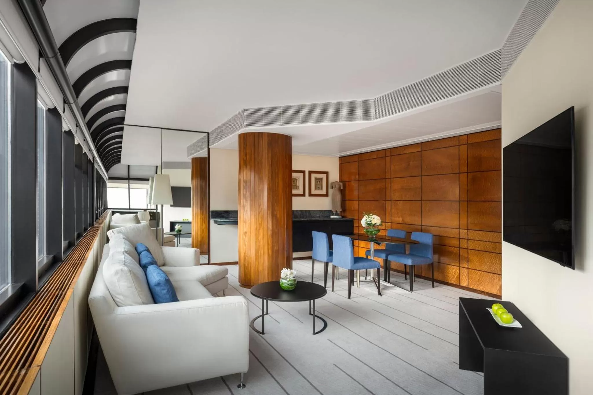 Photo of the whole room in COMO The Halkin