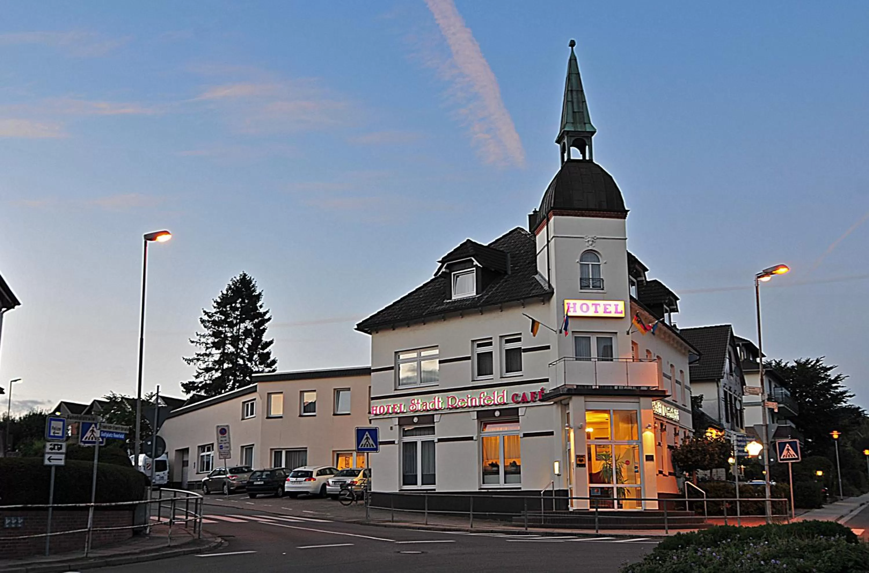 Facade/entrance in Hotel Stadt Reinfeld