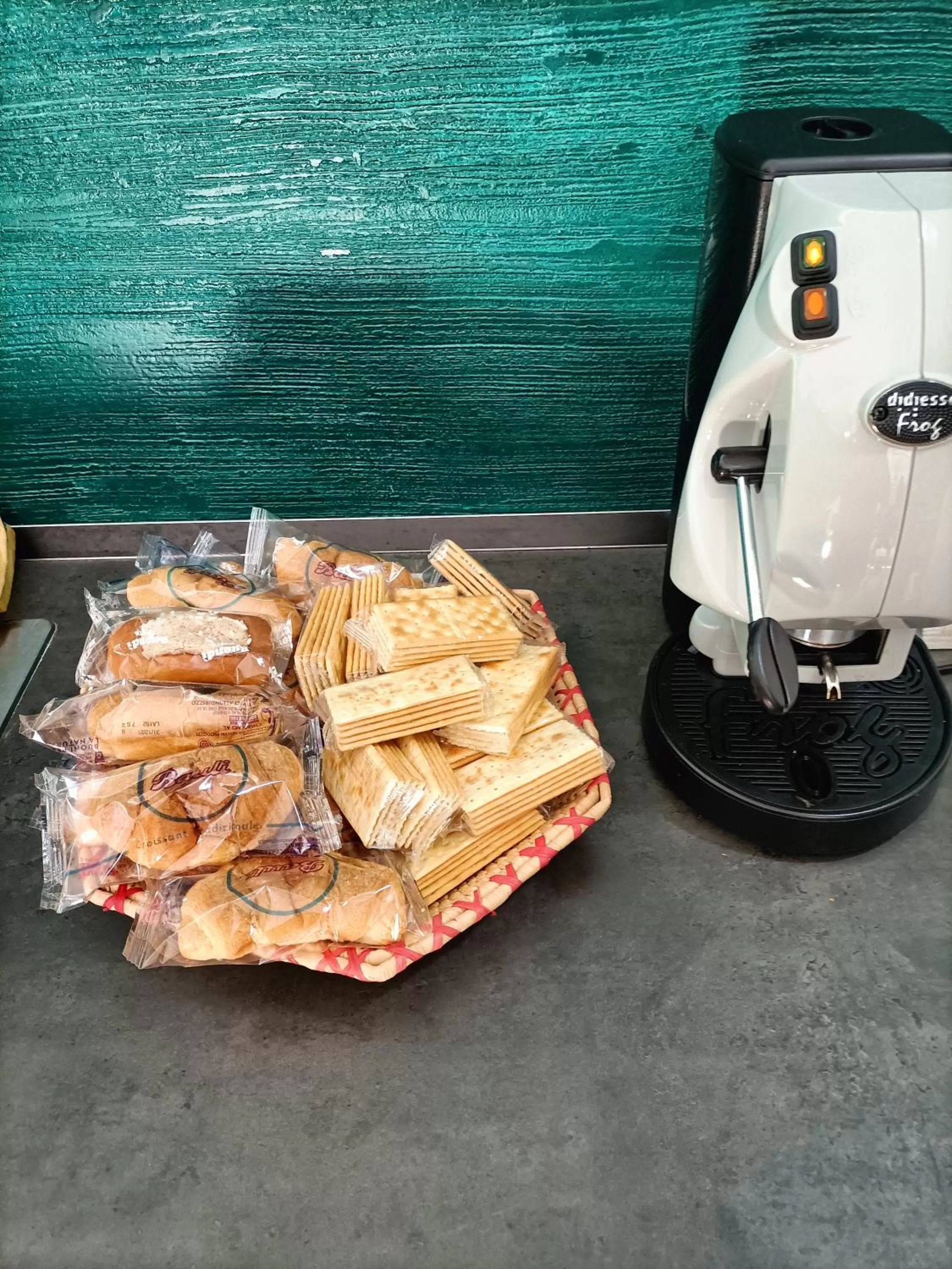 Restaurant/places to eat in Luxury B&B Iolanda