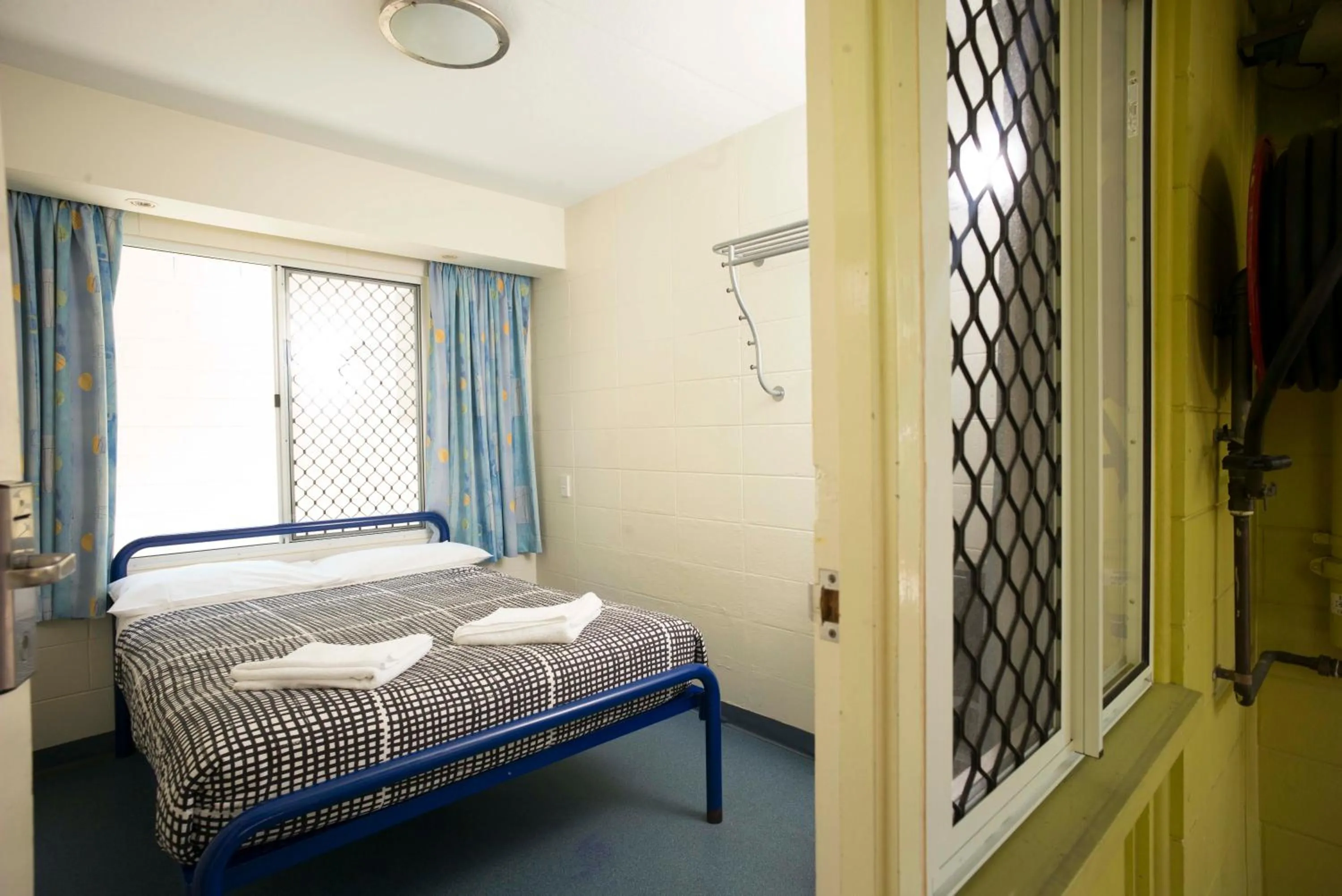 Bed in YHA Cairns Central