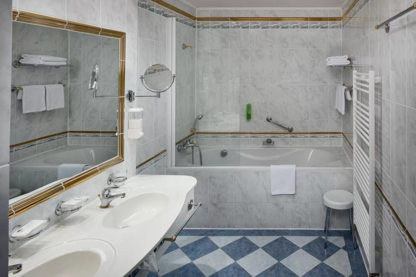 Bathroom in Ensana Hotel Pacifik