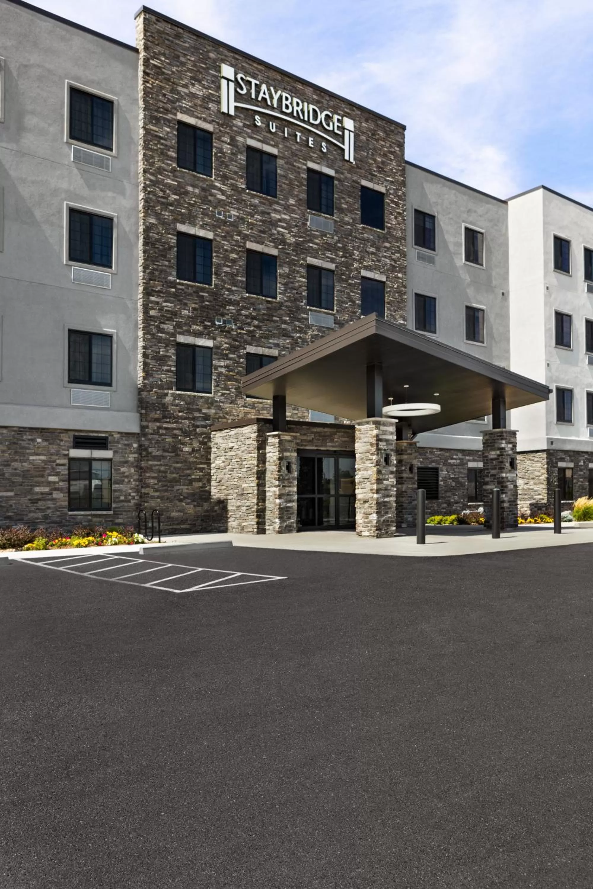 Property building in Staybridge Suites - Colorado Springs NE Powers by IHG