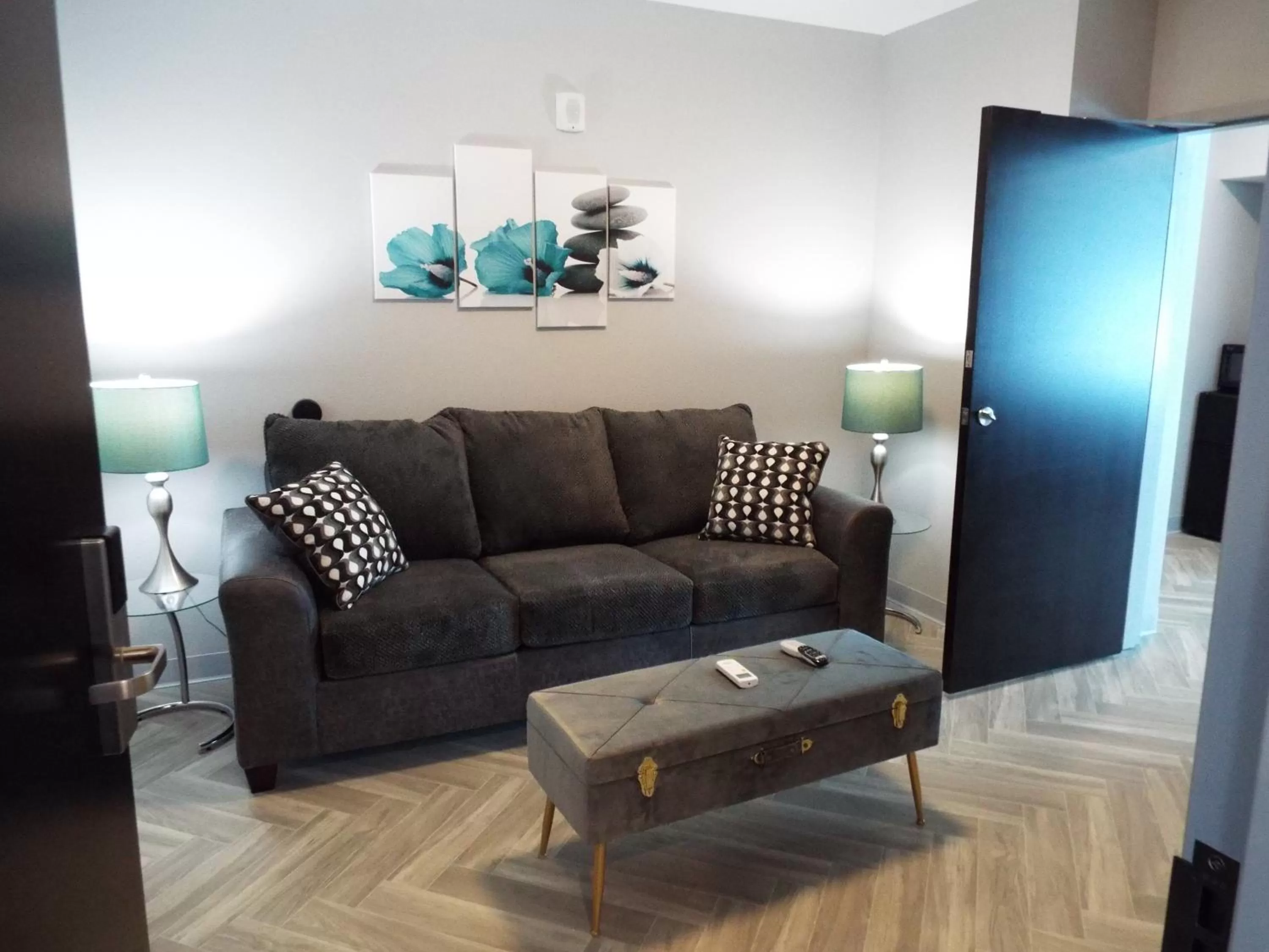 Living room in Athens Central Hotel